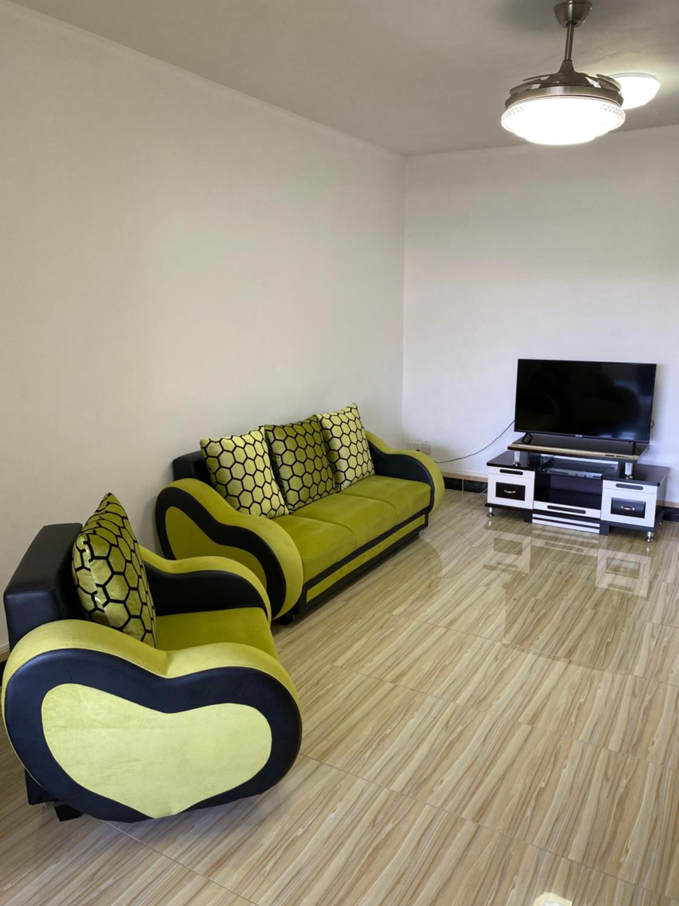 Apartment with Balcony photo 1