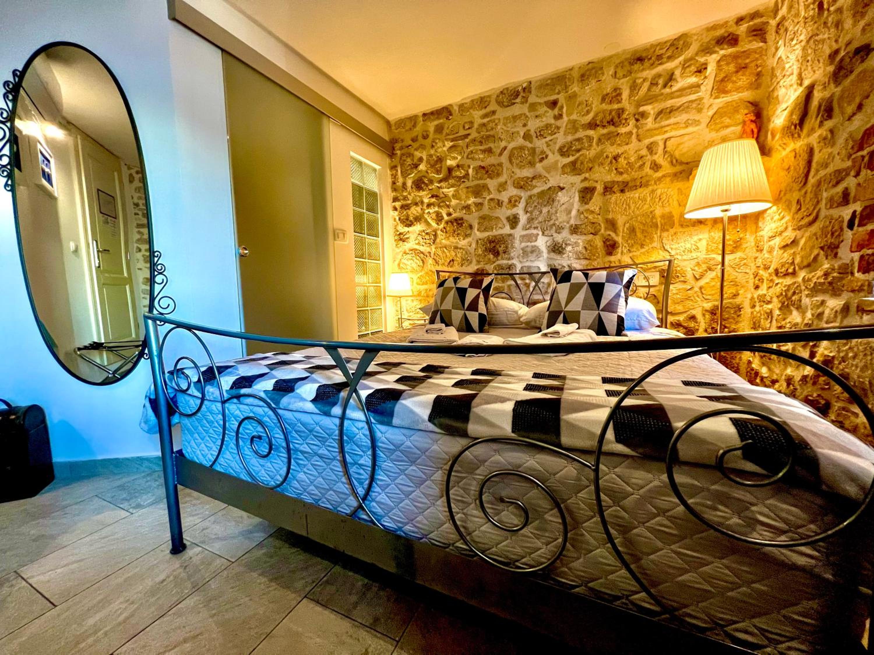 Double Room with Sea View - Photo 56