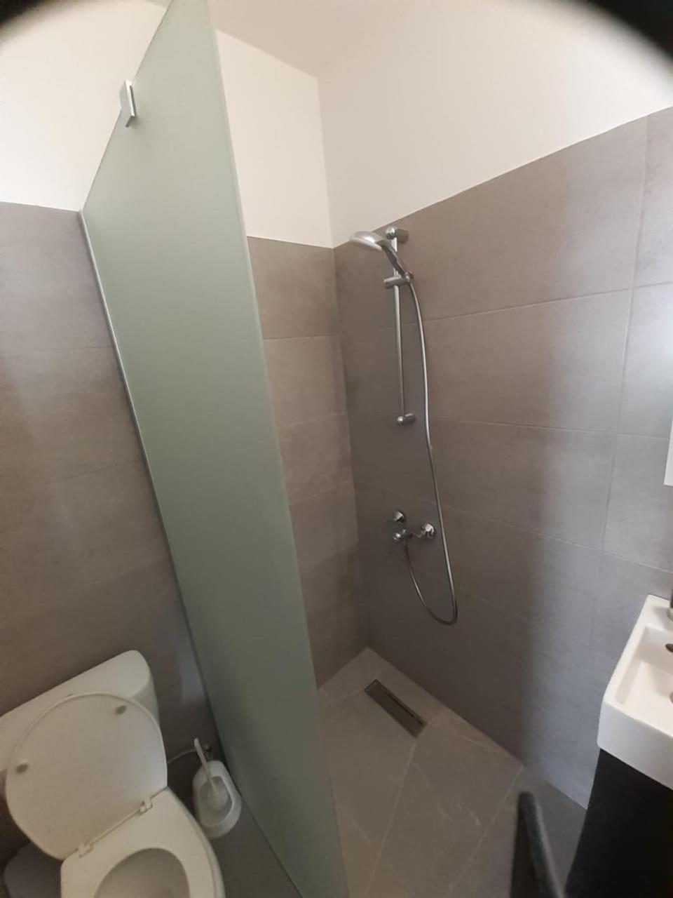 Apartment - Photo 25