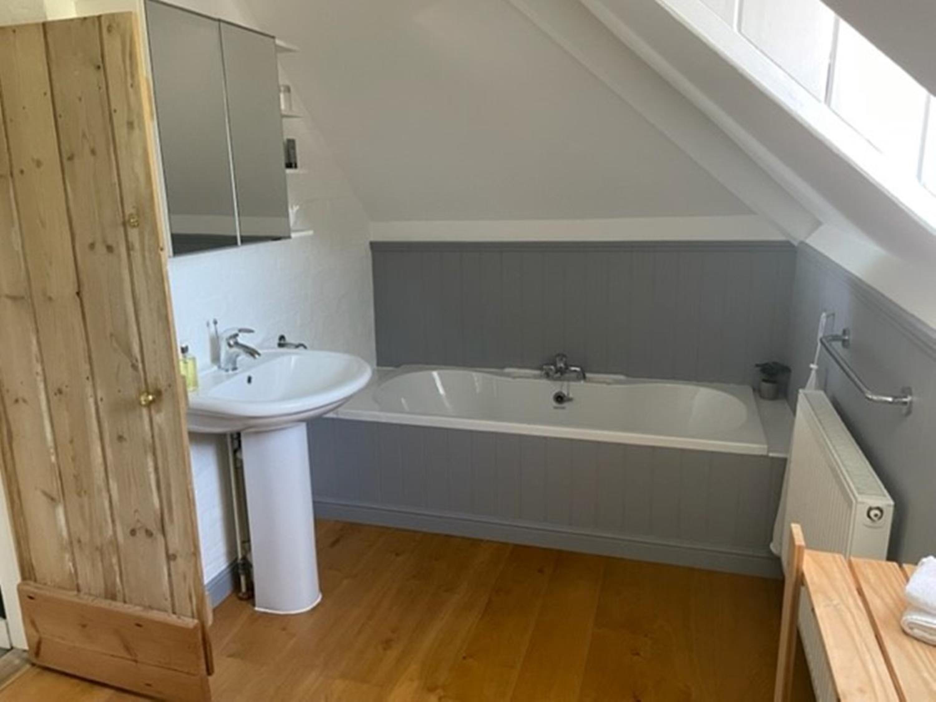 Double Room - Photo 3