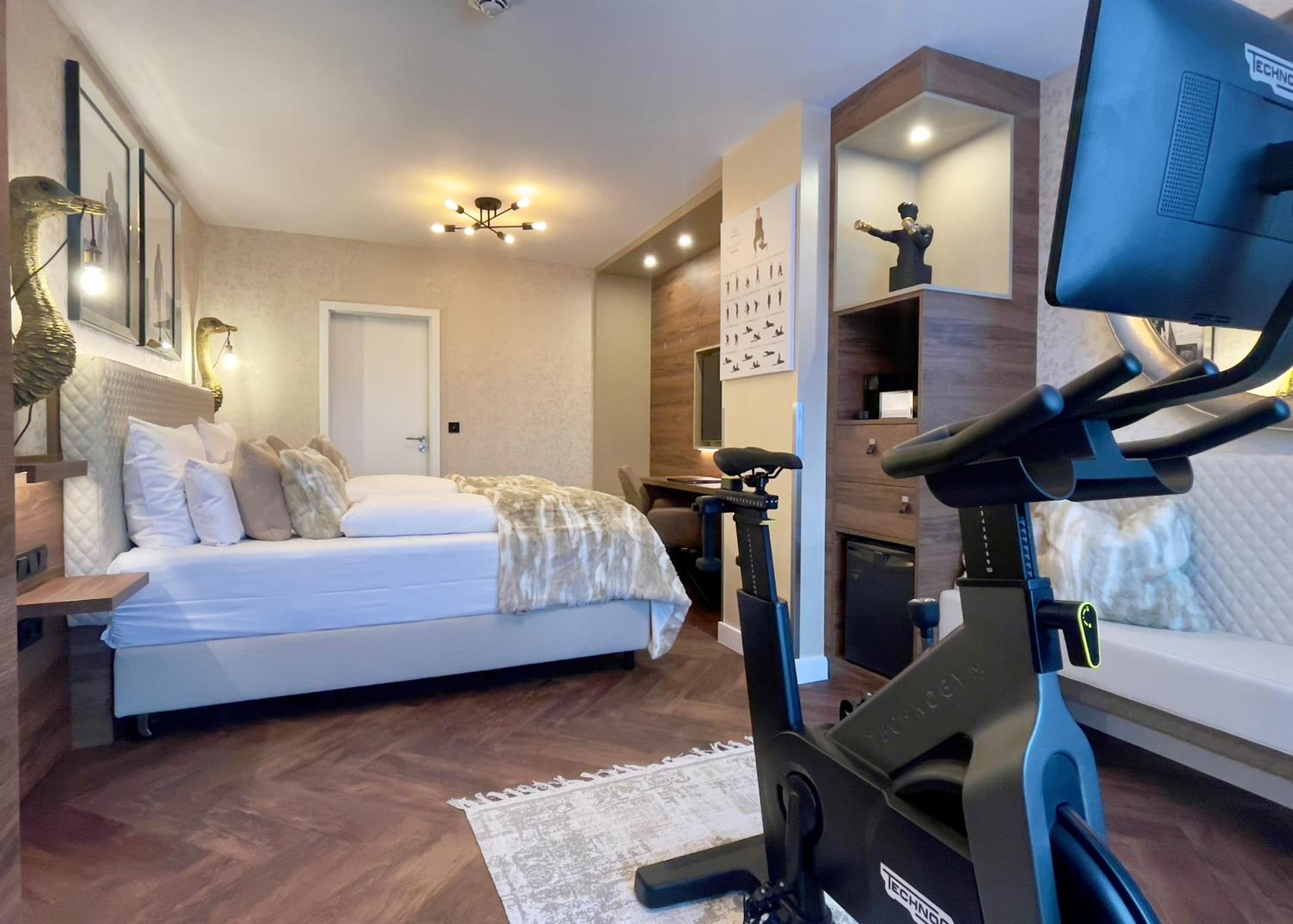Fitroom - Photo 1