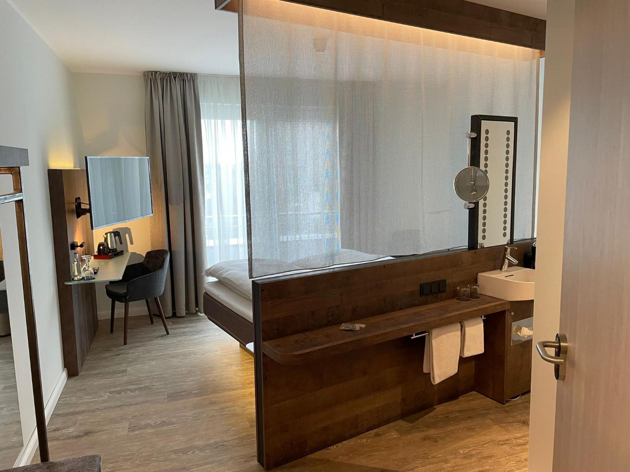 Deluxe Double Room photo 3