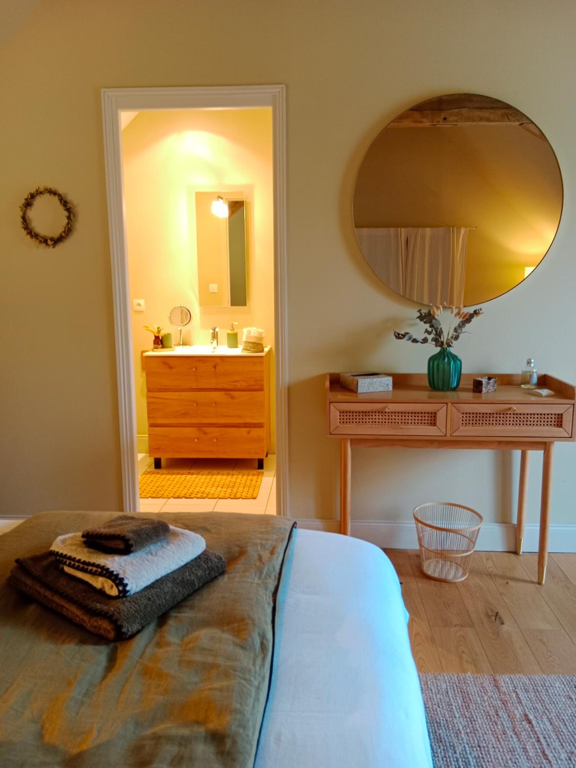 Deluxe Queen Room photo 3