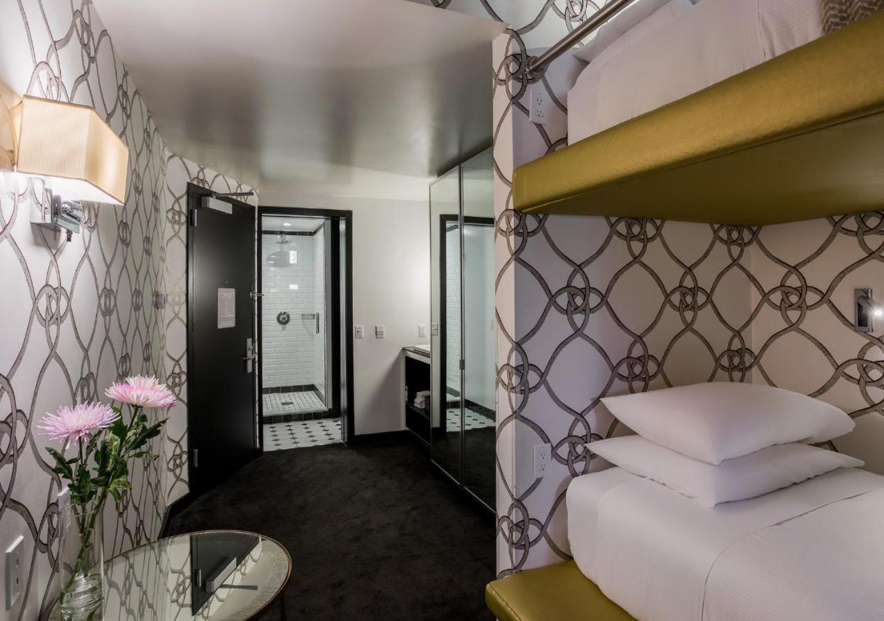 Quadruple Room photo 2
