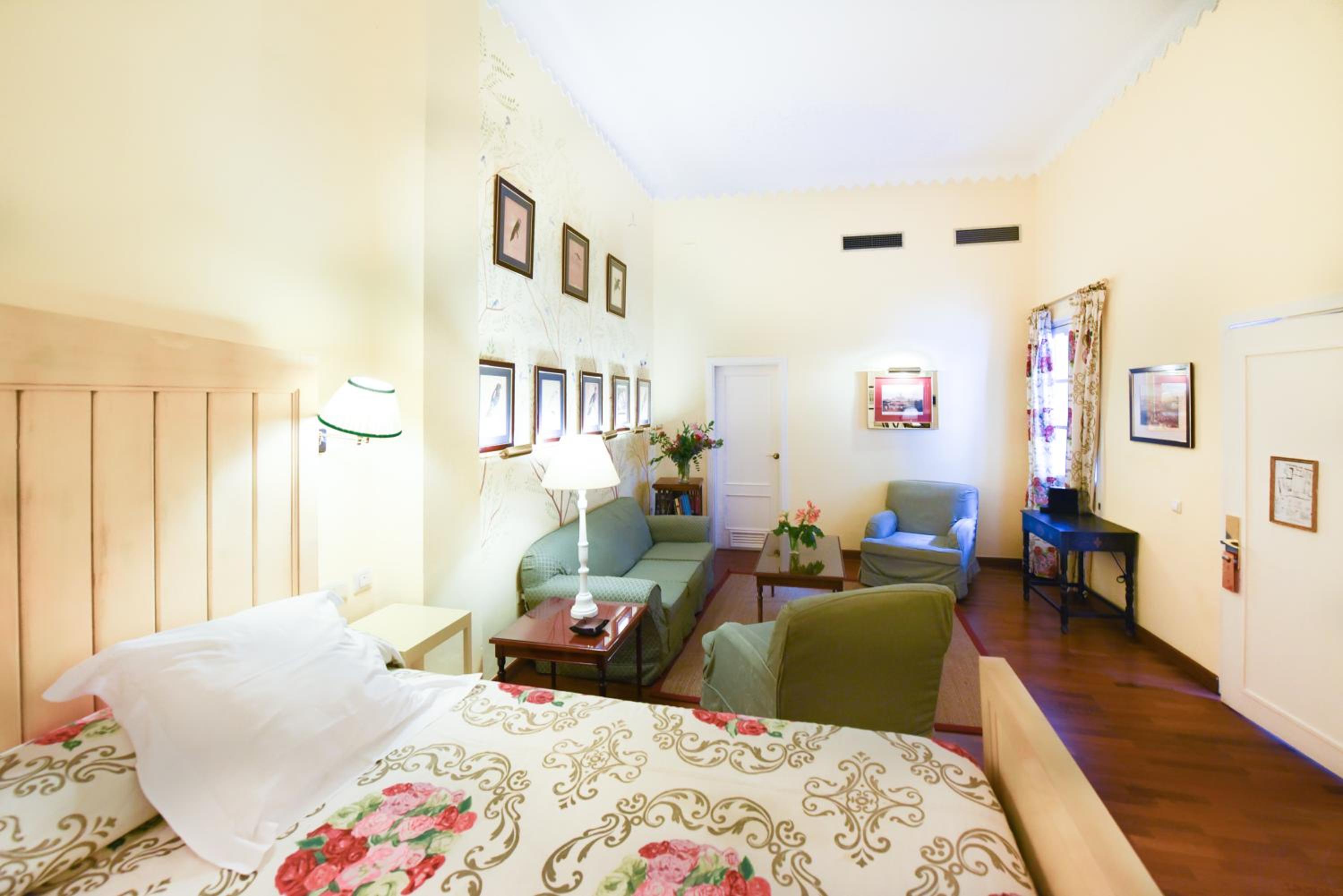 Superior Double Room - Photo 18