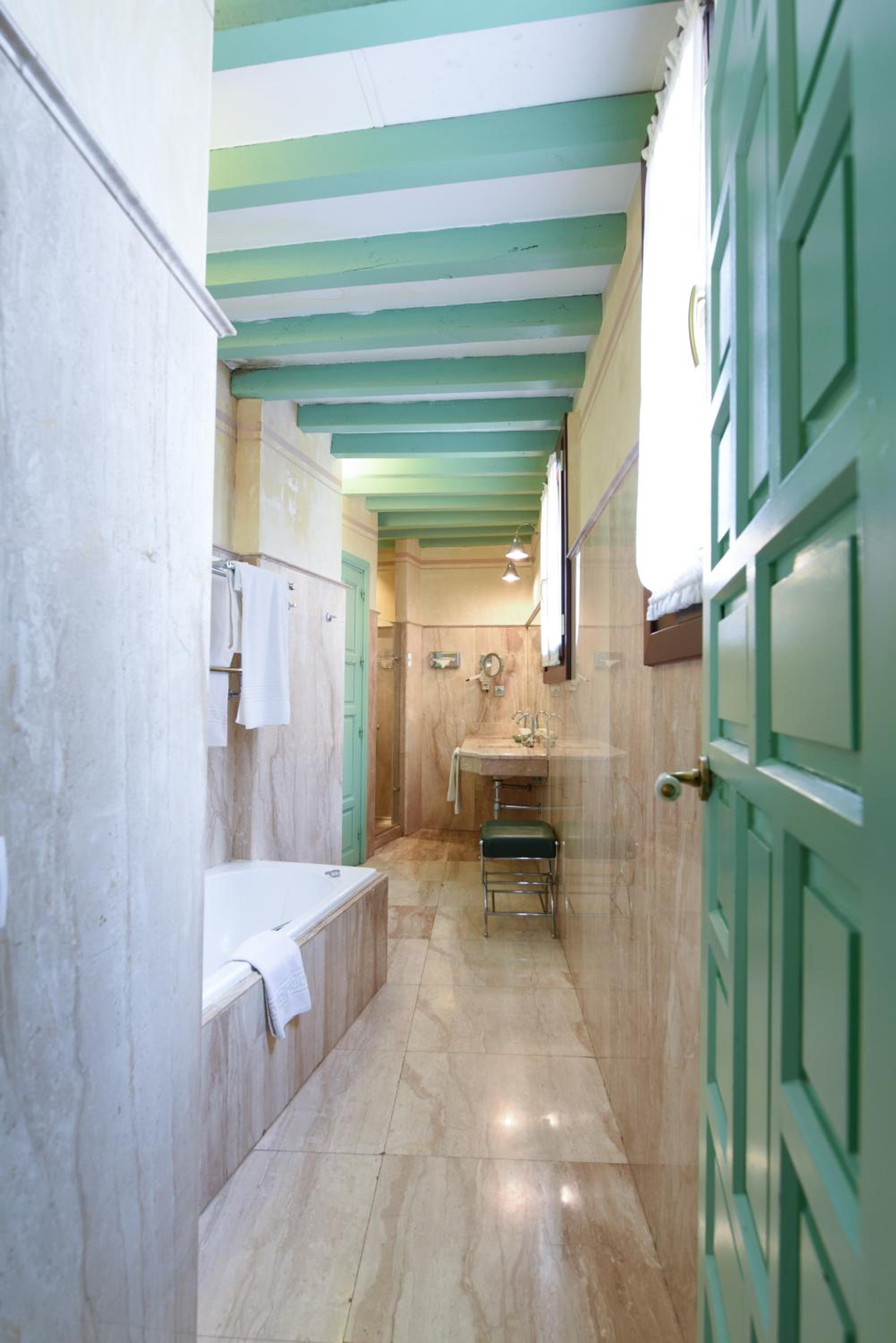 Superior Double Room - Photo 3