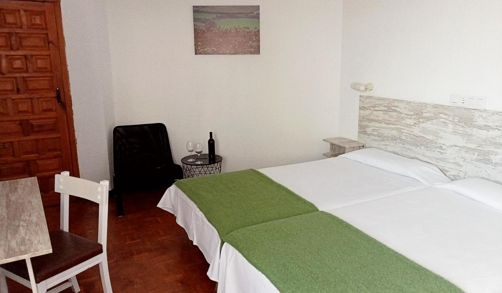Double Room - Photo 1