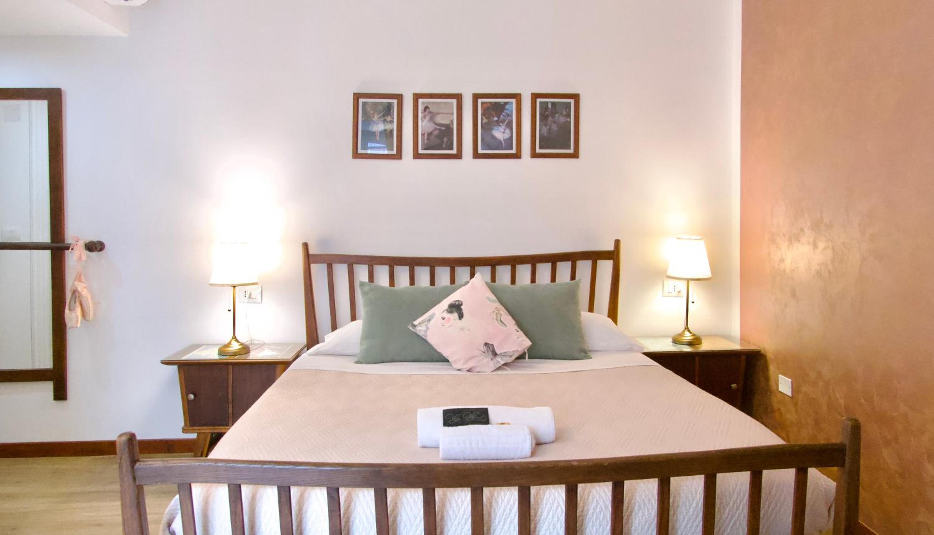 Double Room with Extra Bed photo 1