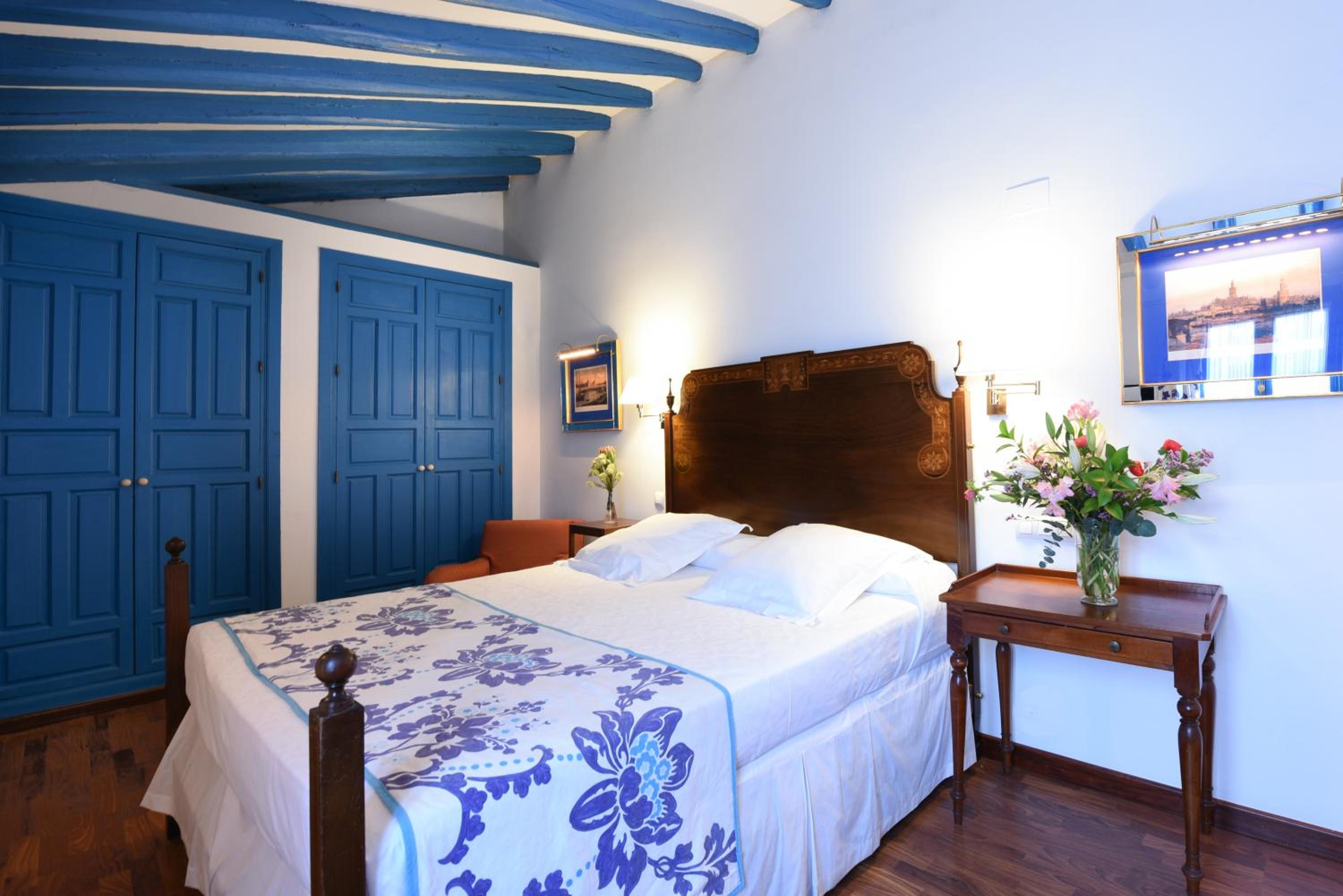Basic Double Room - Photo 8