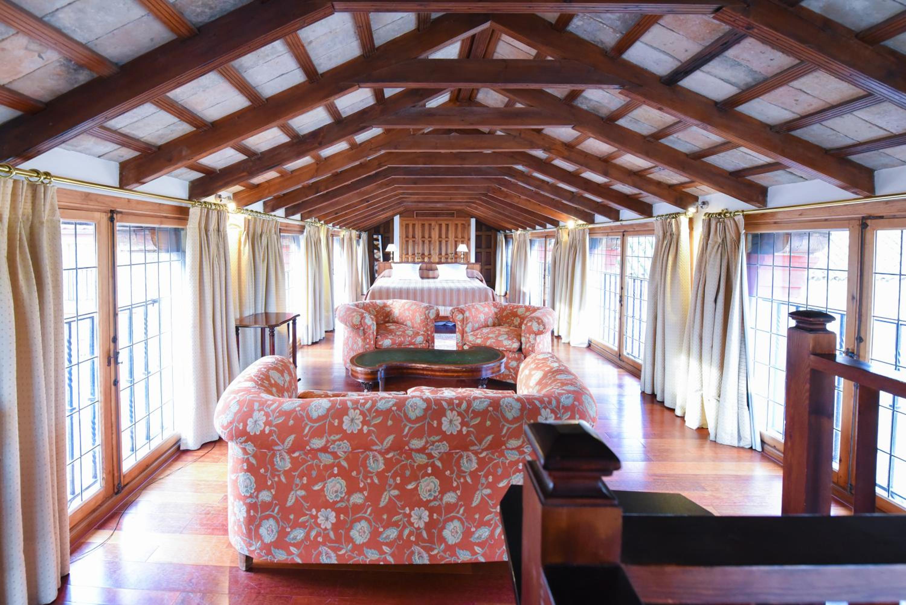 Junior Suite - Photo 18