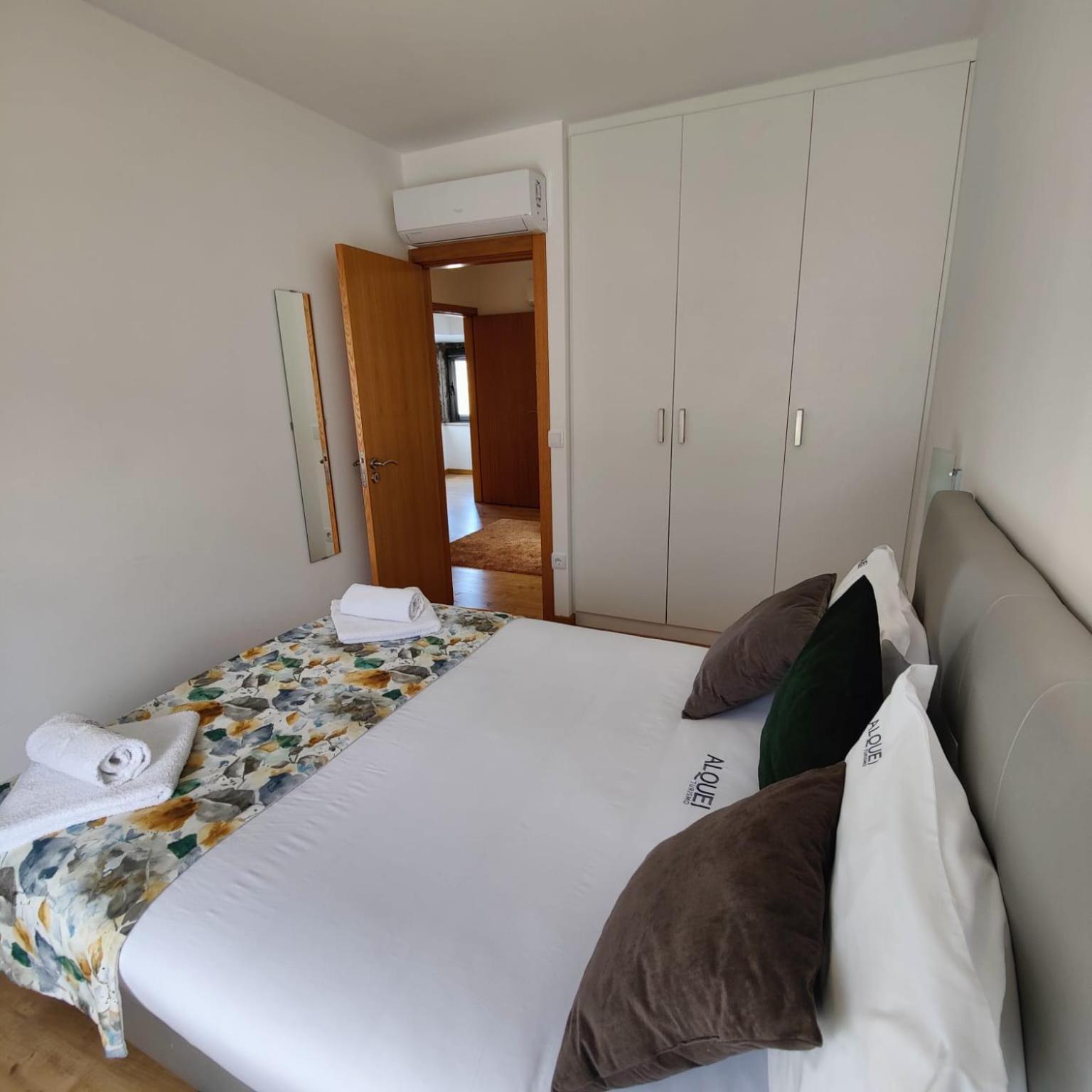 Two-Bedroom House - Photo 44