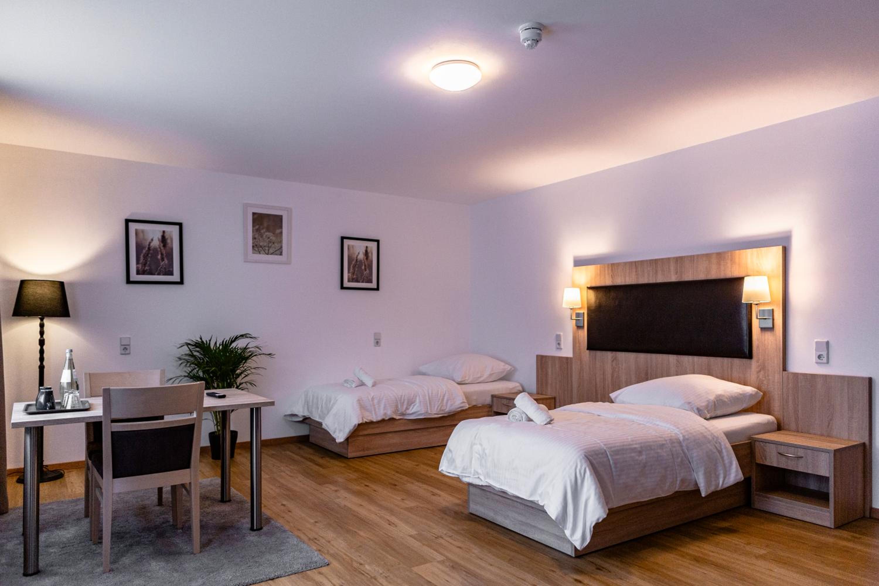 Double or Twin Room - Disability Access - Photo 4