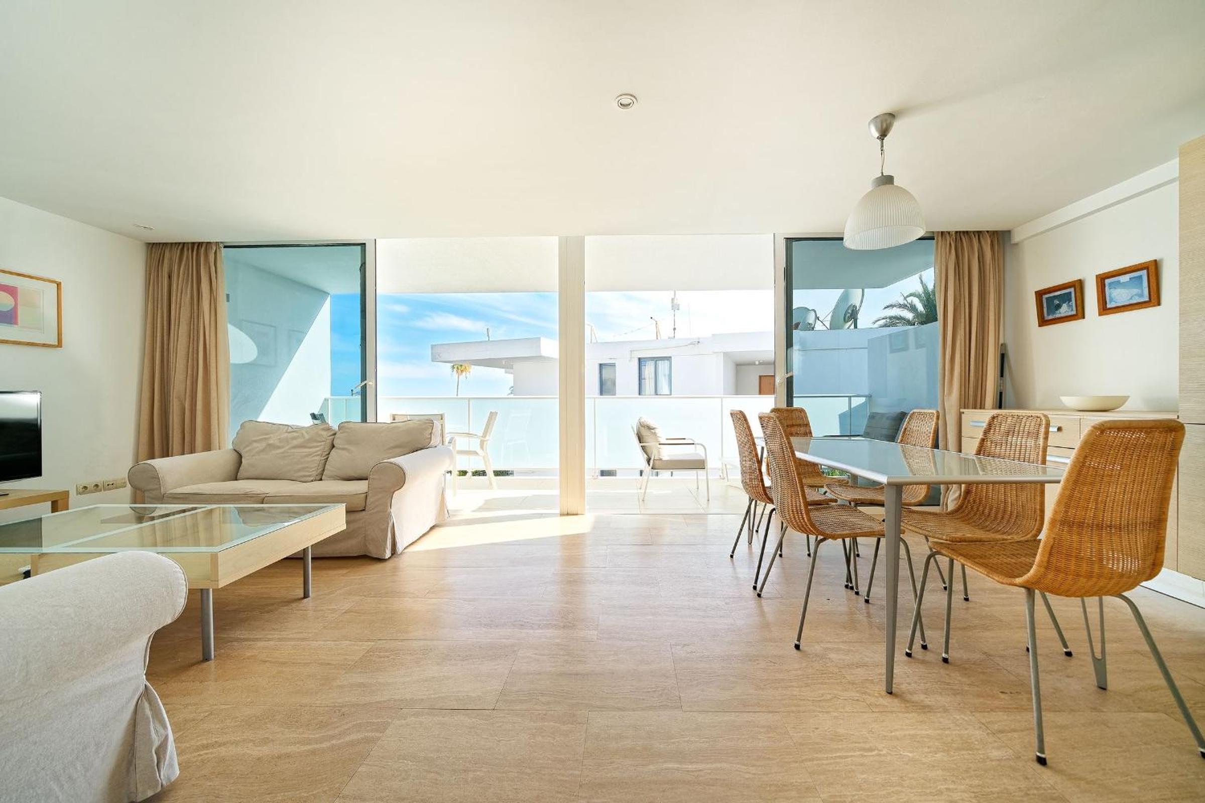 Apartment with Sea View photo 2