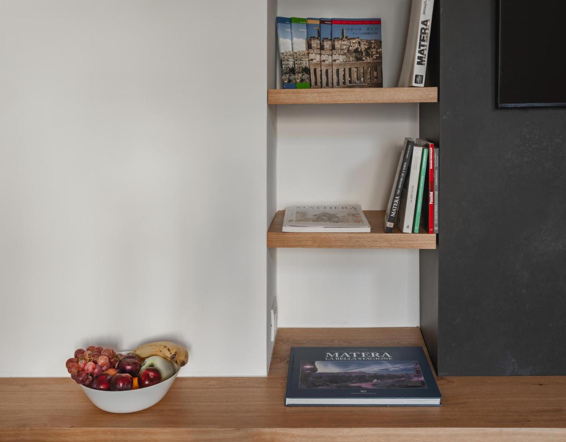 One-Bedroom Apartment - Photo 40