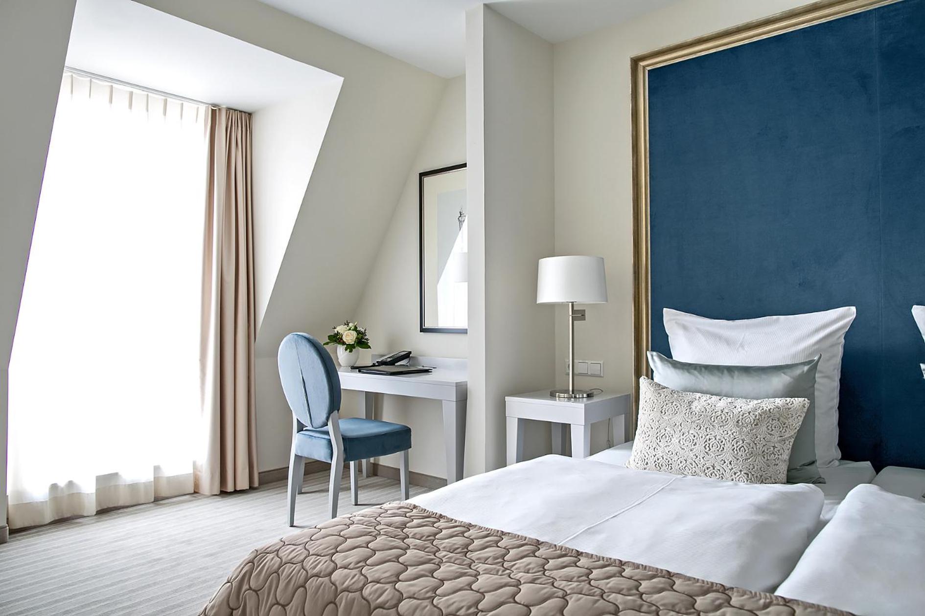 Deluxe Double Room - Photo 6