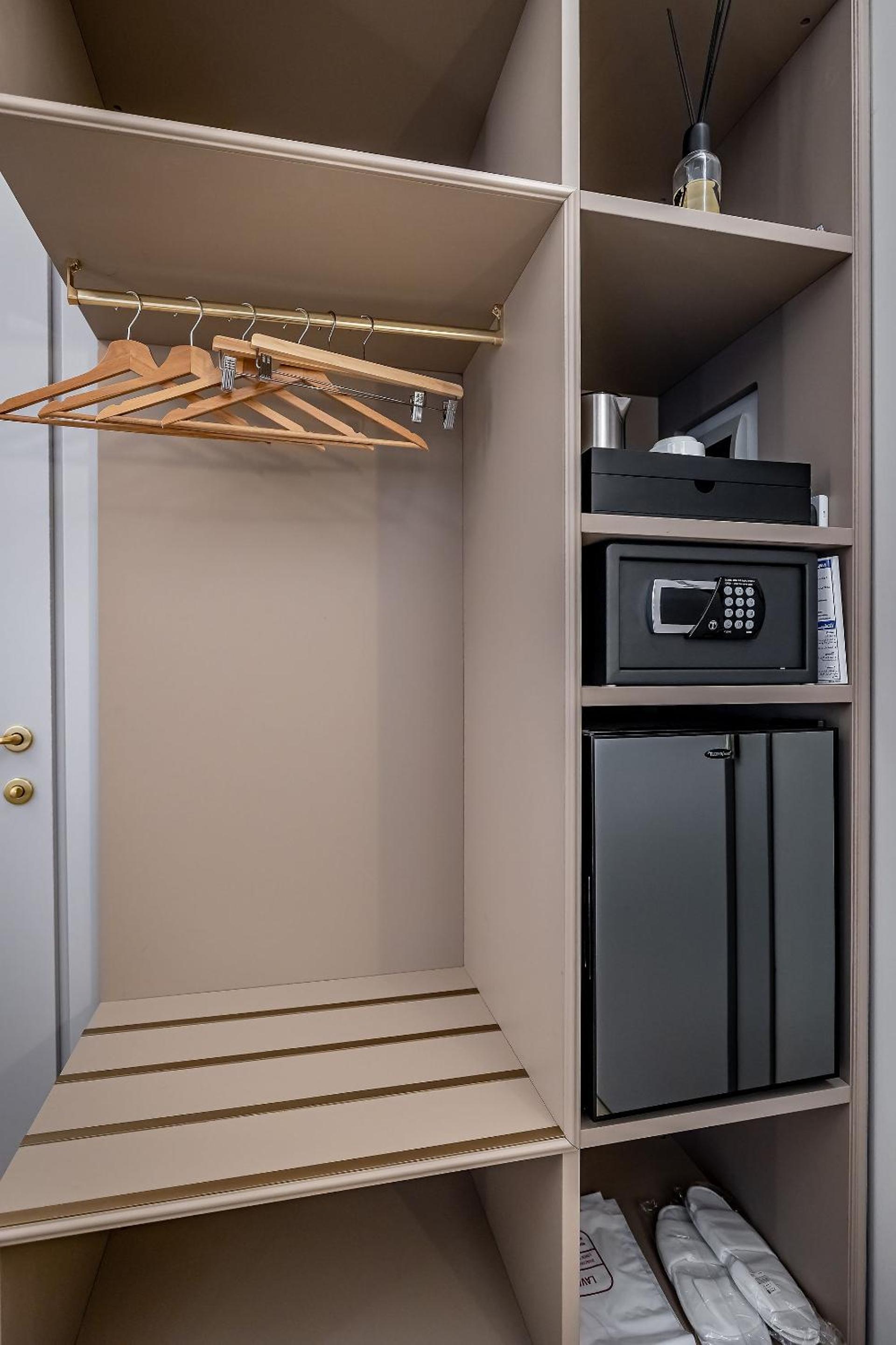 Double or Twin Room with View photo 2