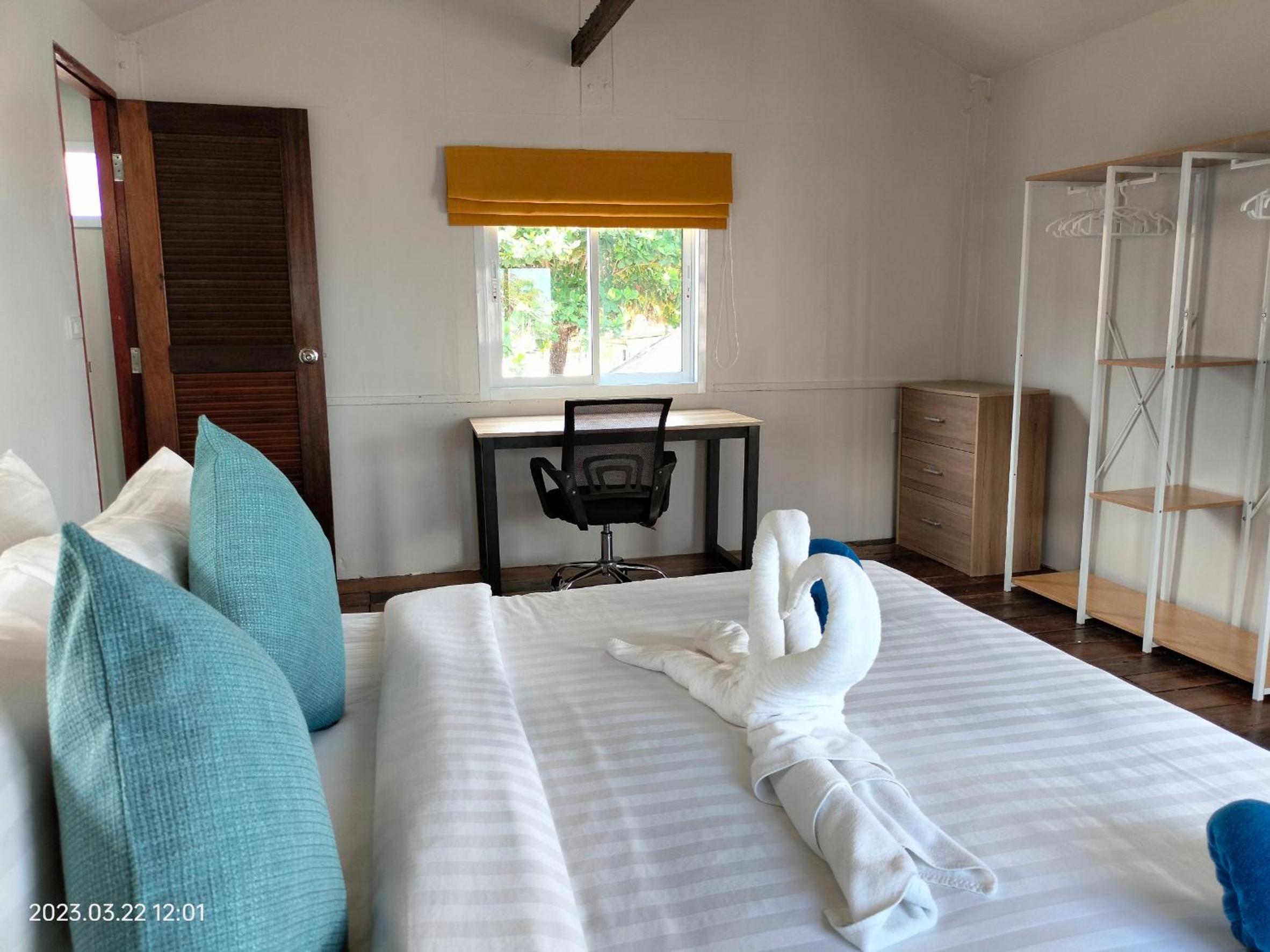 Beach House photo 1