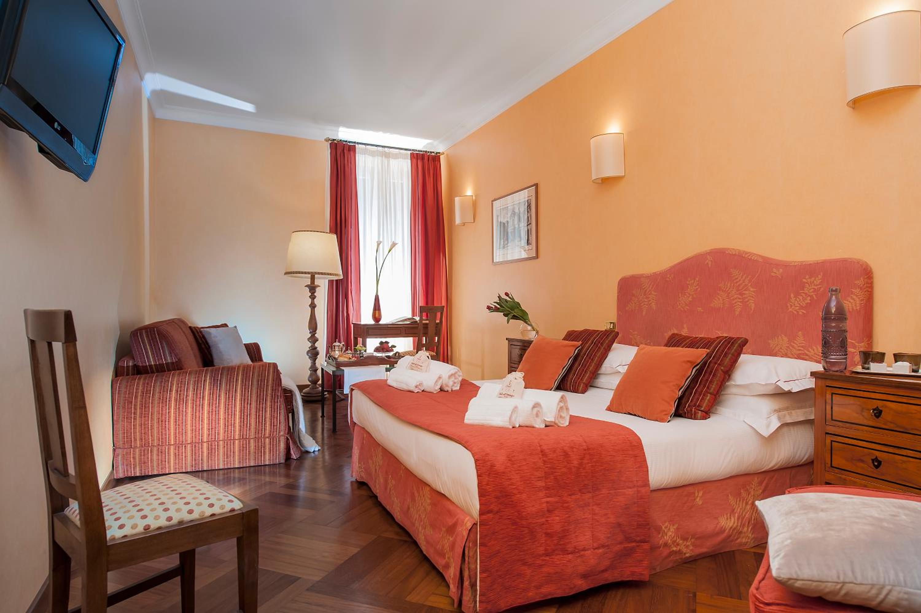 Deluxe Double Room photo 3