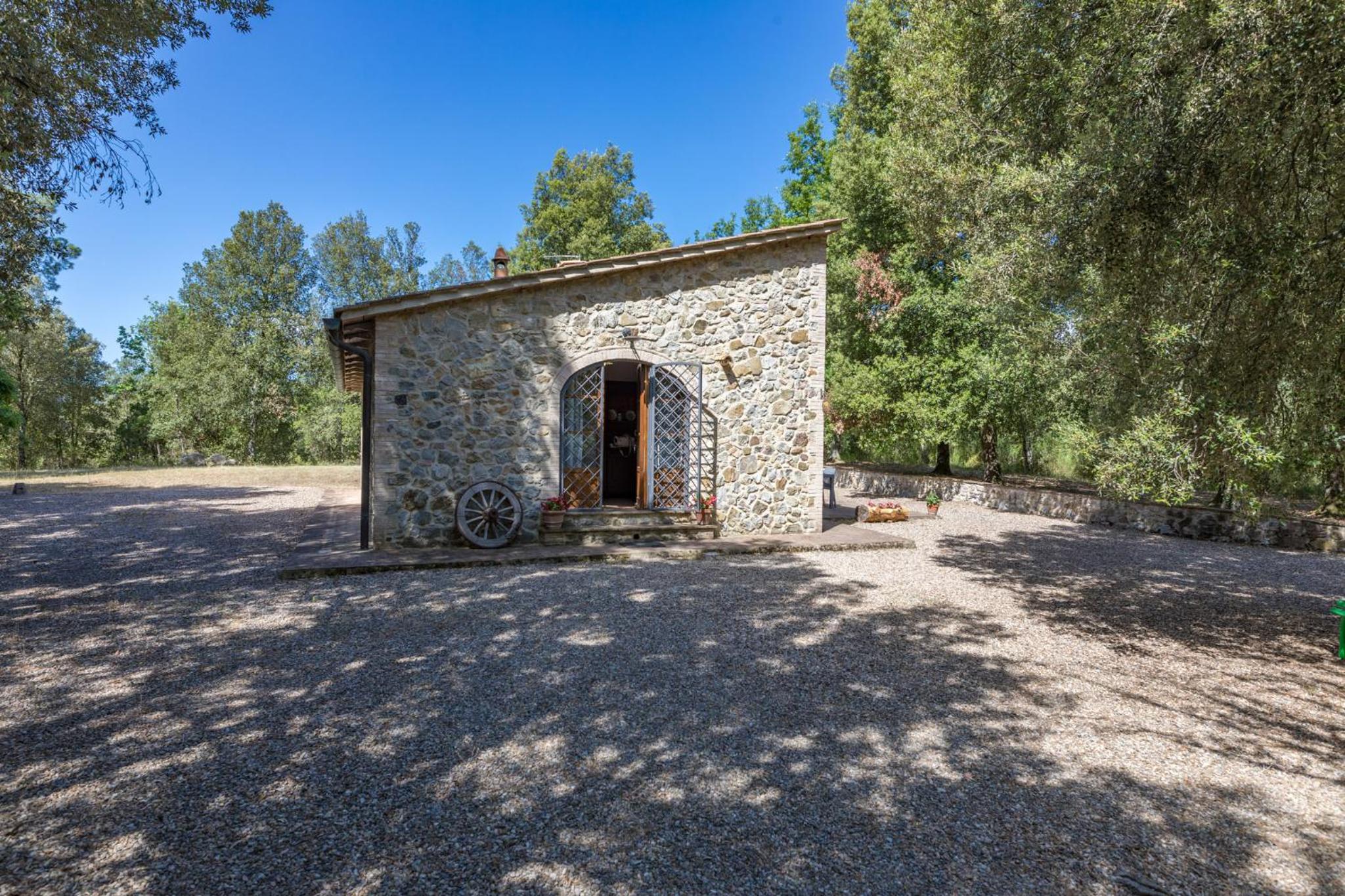 Two-Bedroom House photo 2