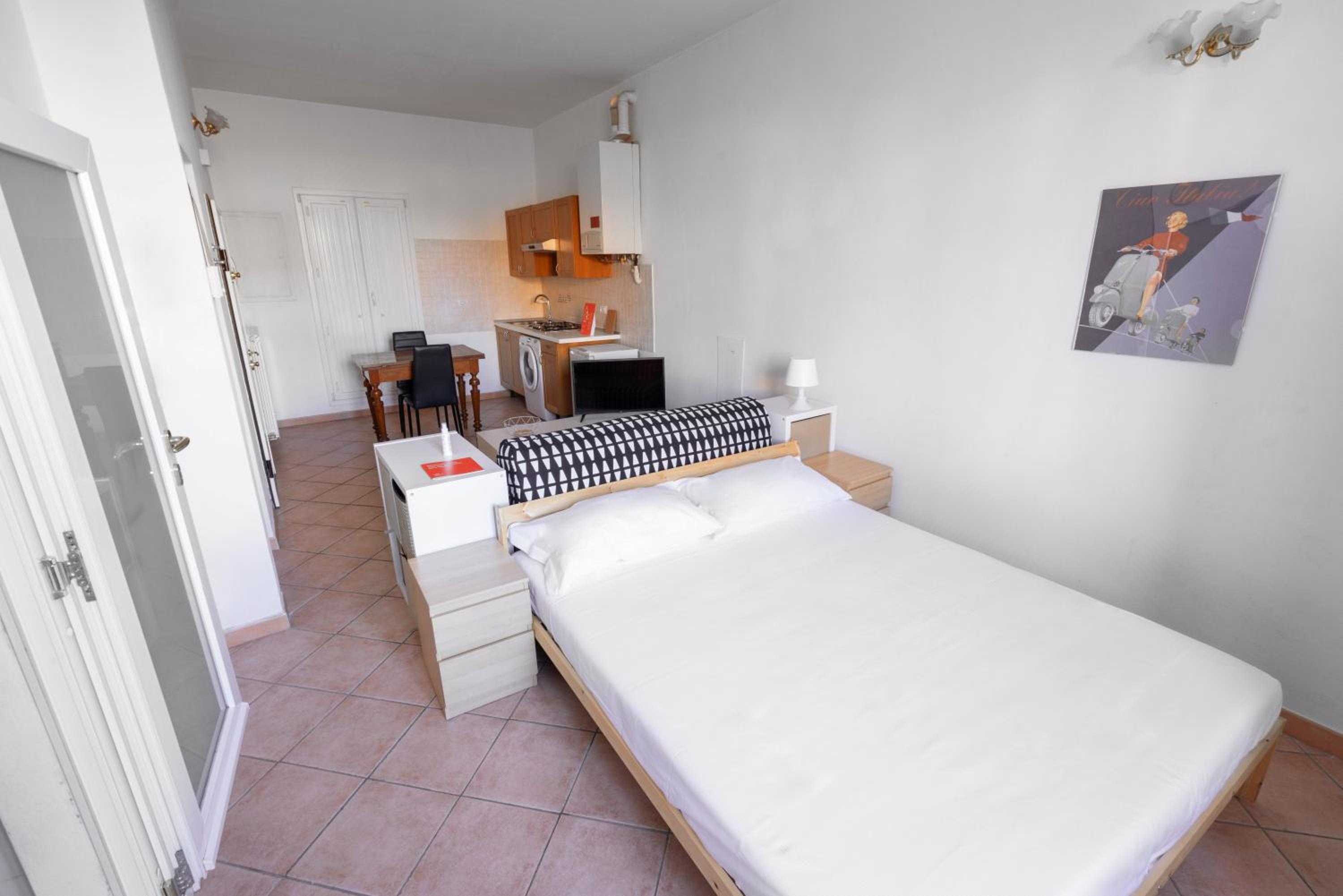 Studio Apartment