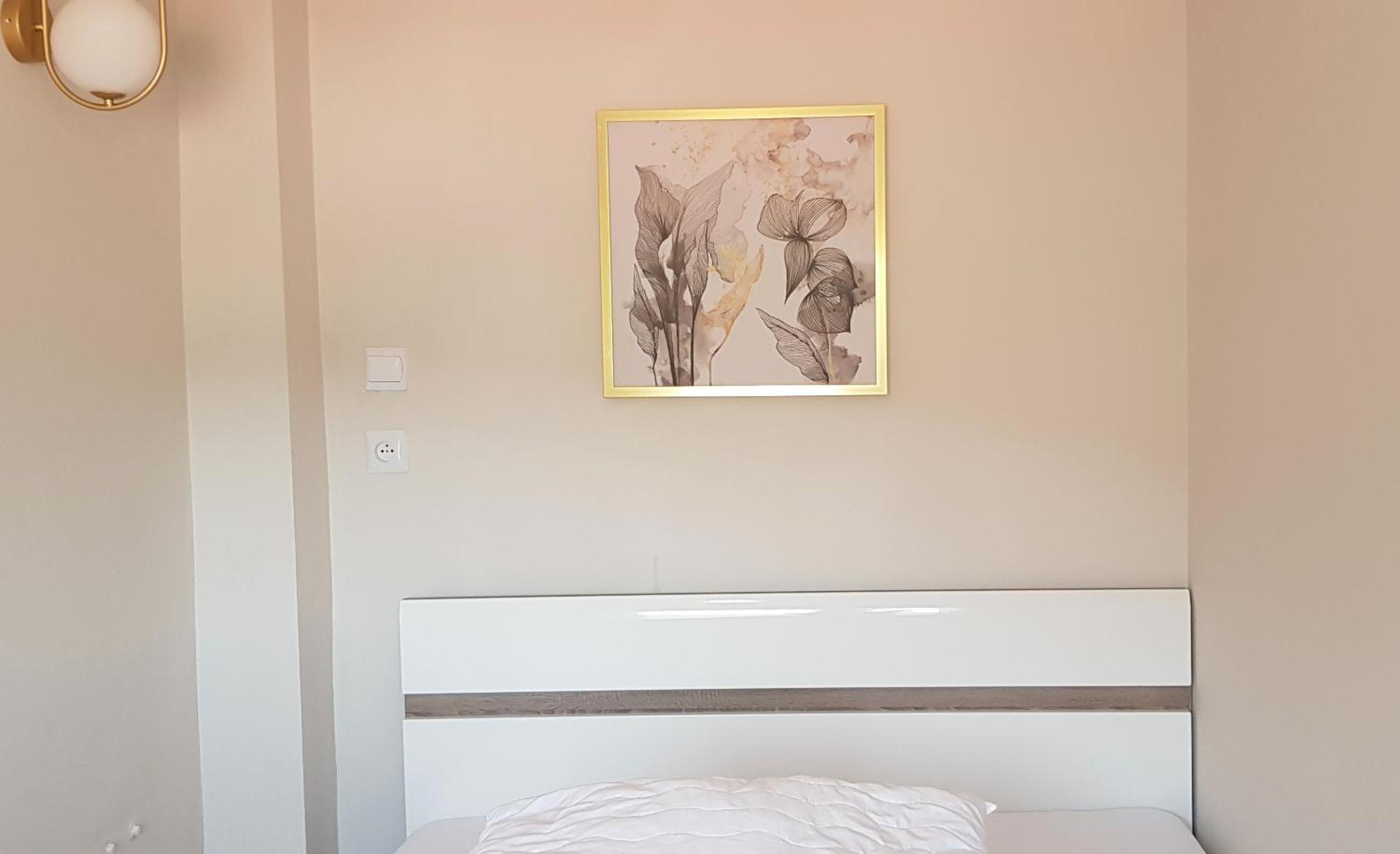 Apartment - Photo 4