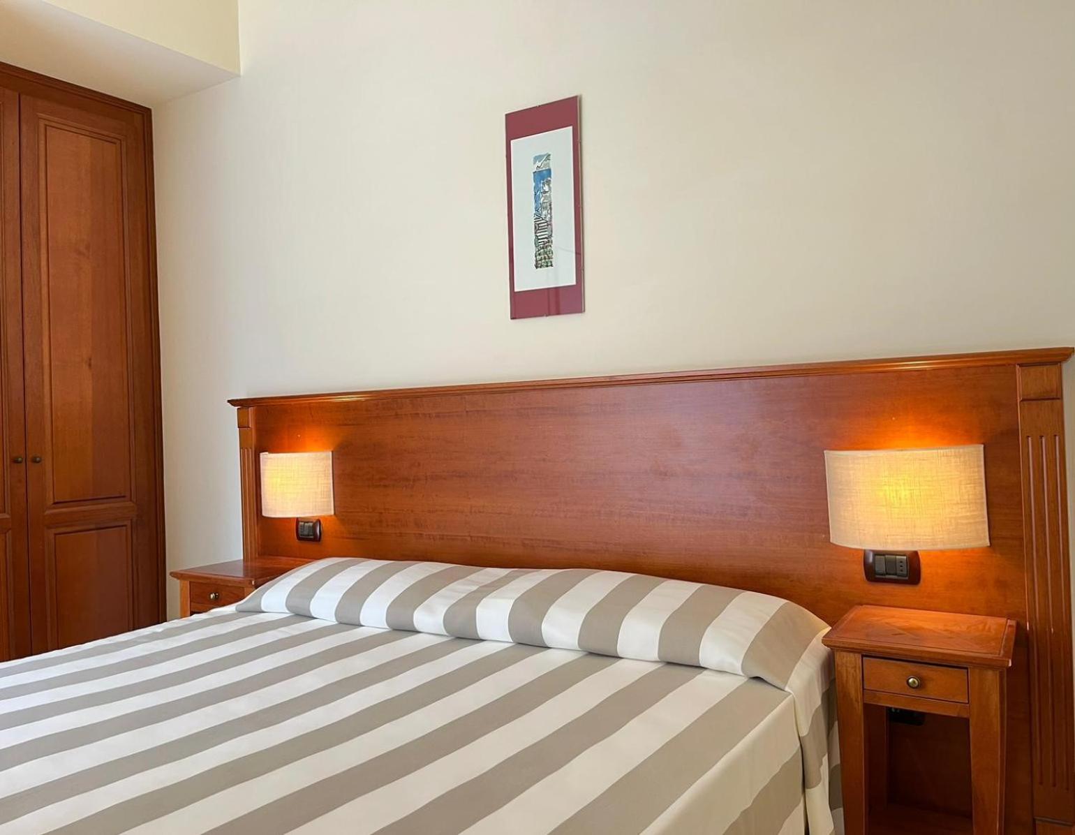 Small Double or Twin Room photo 3