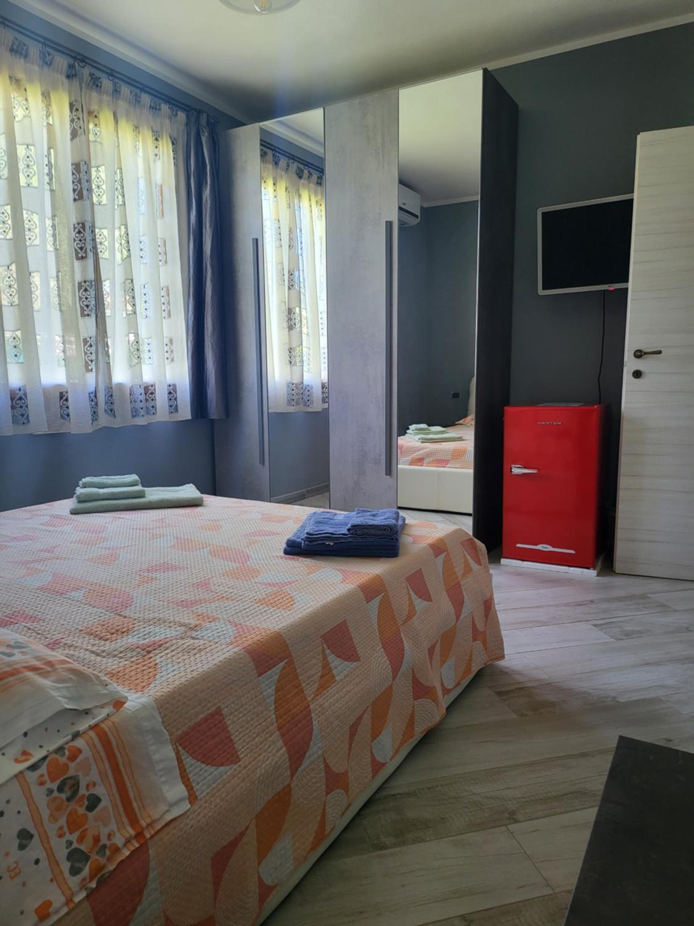 Large Double Room
