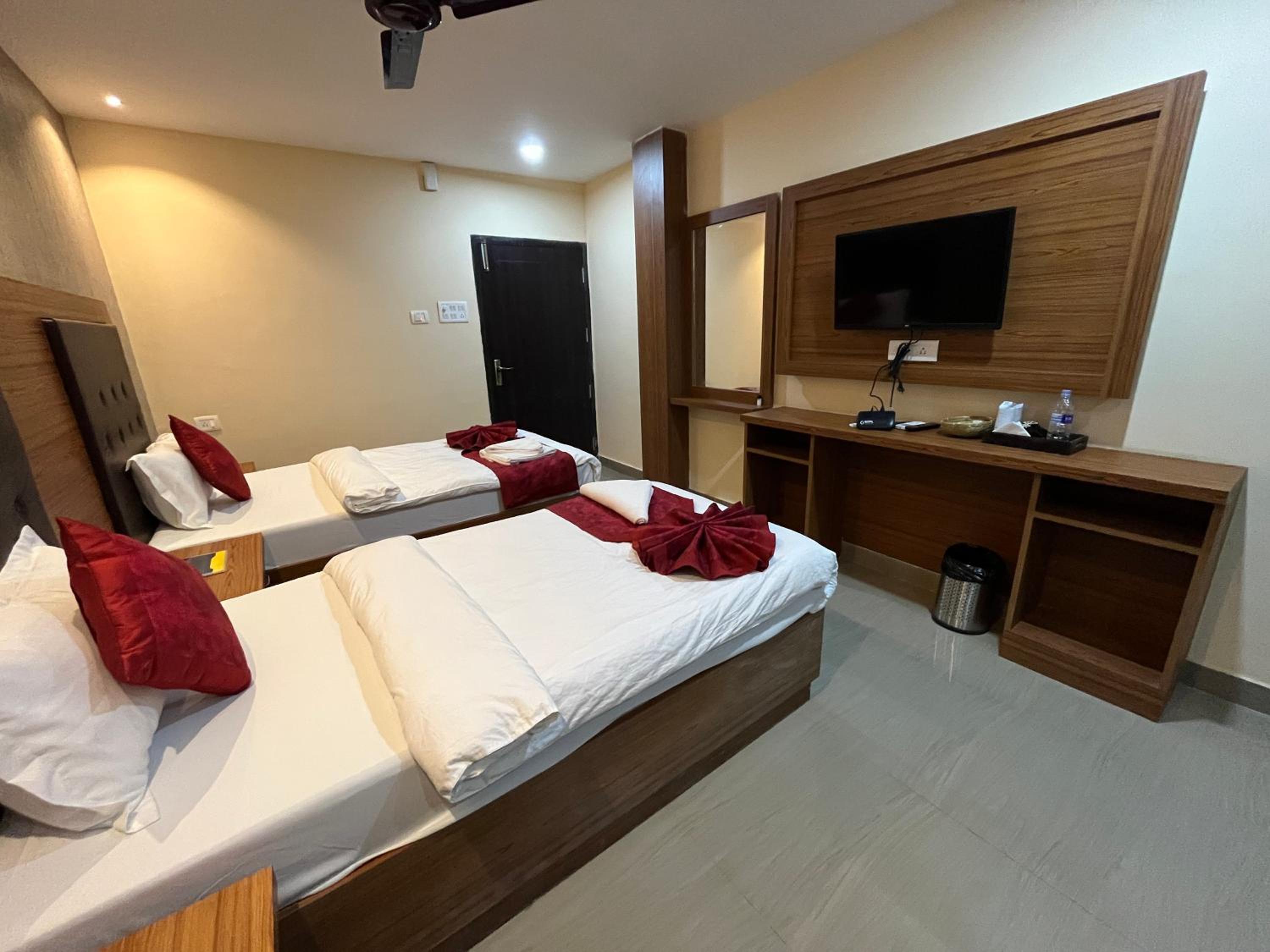Deluxe Twin Room photo 3