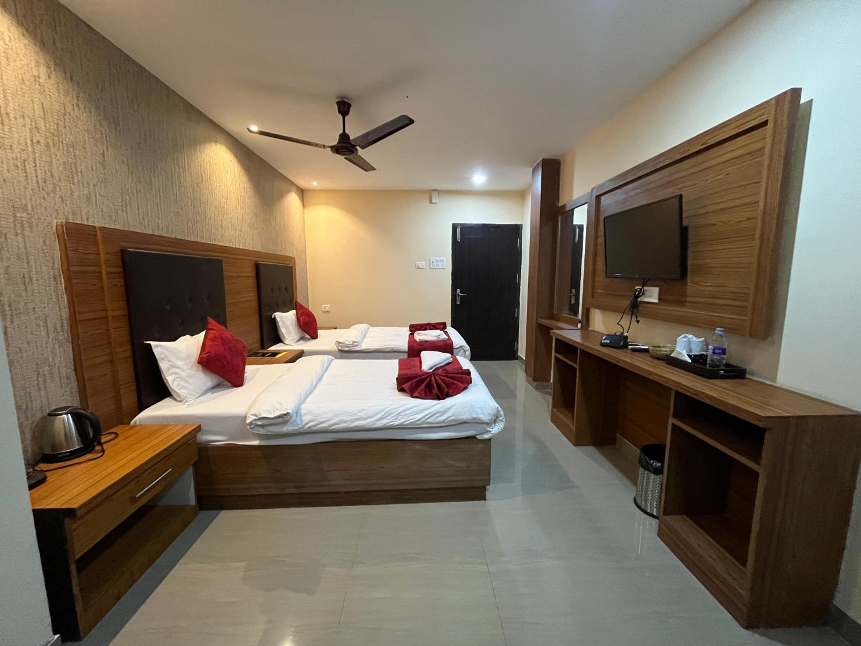 Deluxe Twin Room photo 1