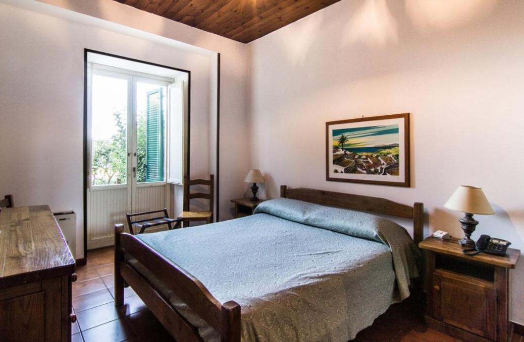 Comfort Triple Room