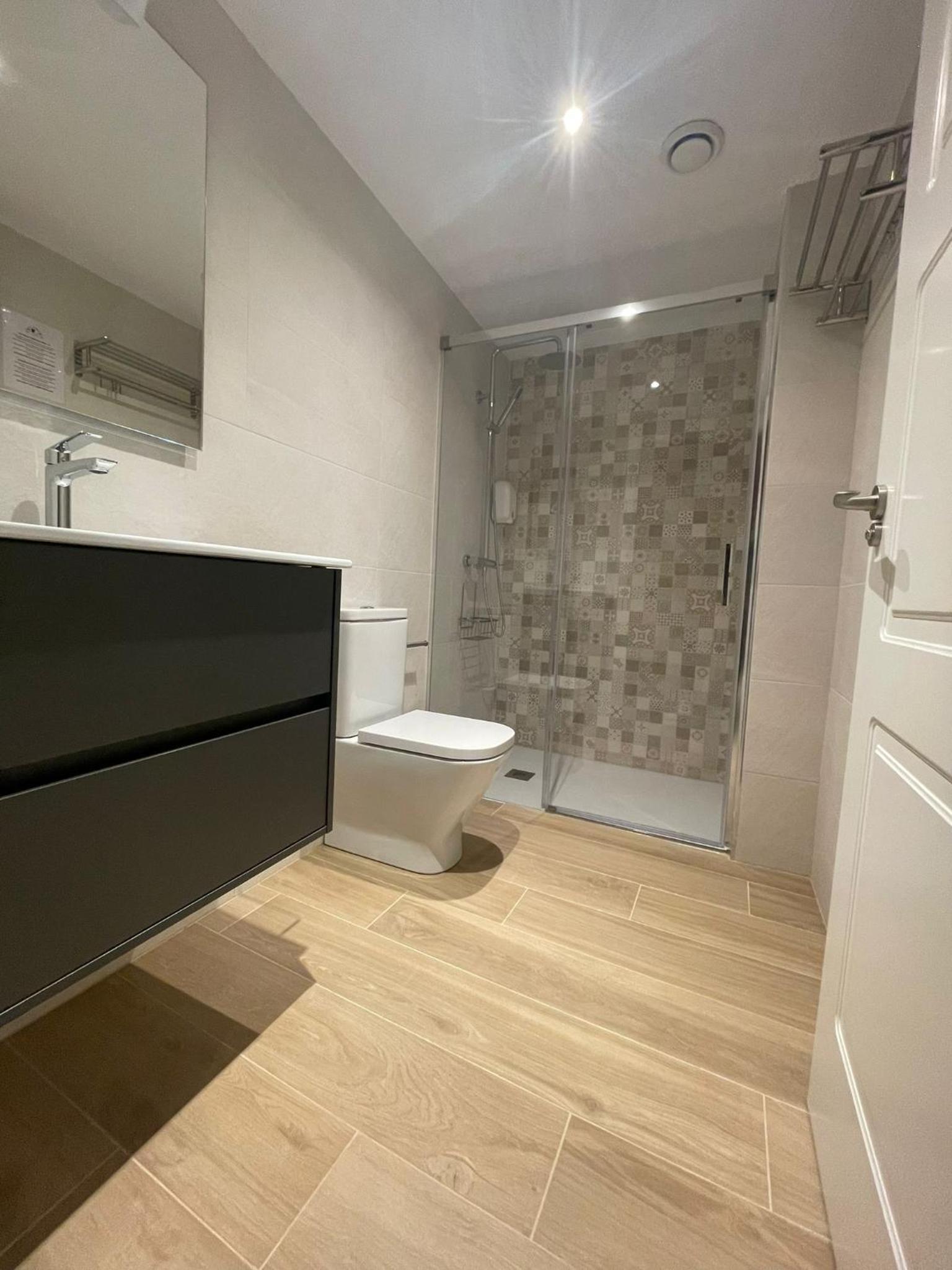 Premium Quadruple Room - Photo 3