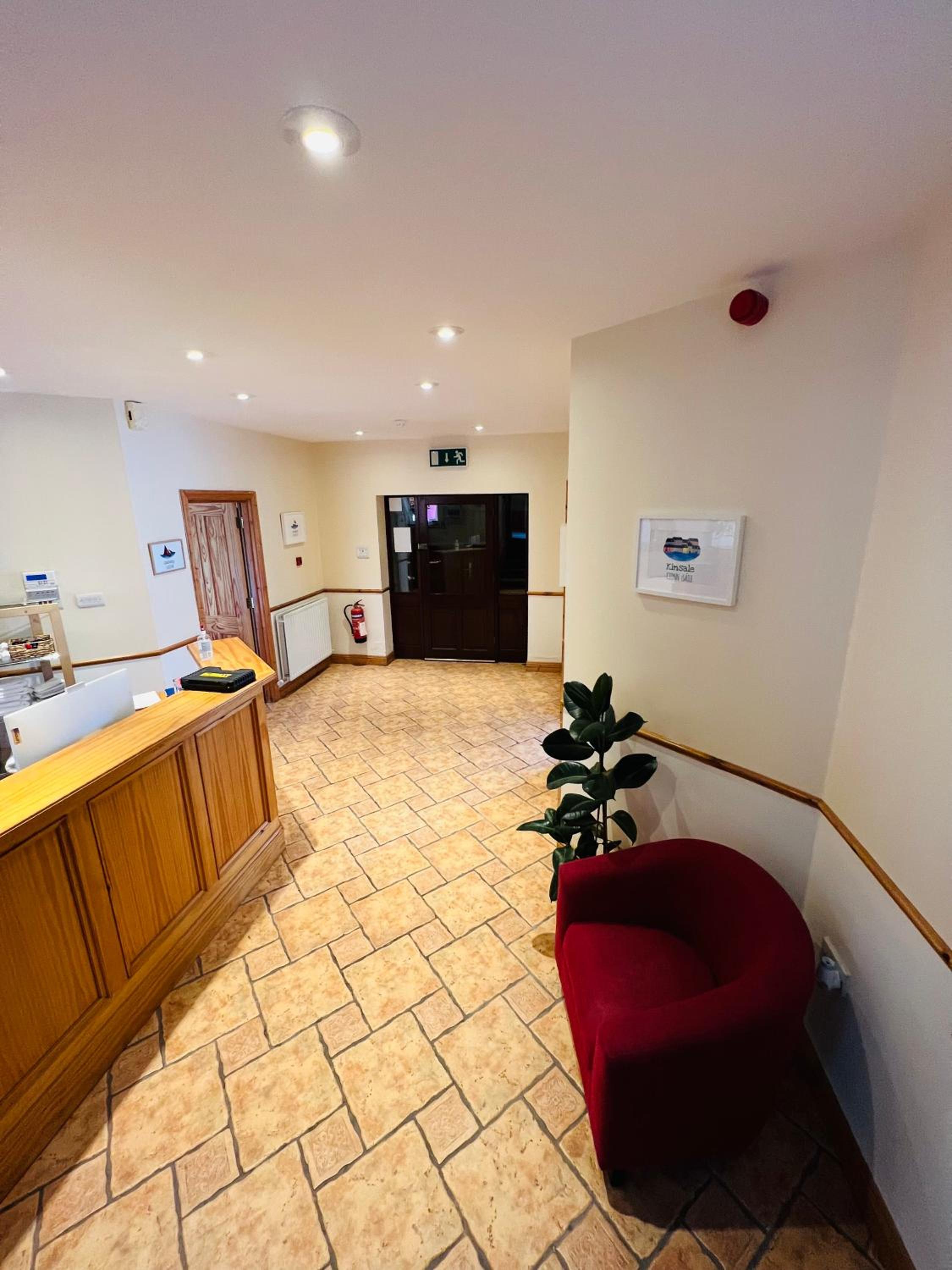 Deluxe King Room photo 3