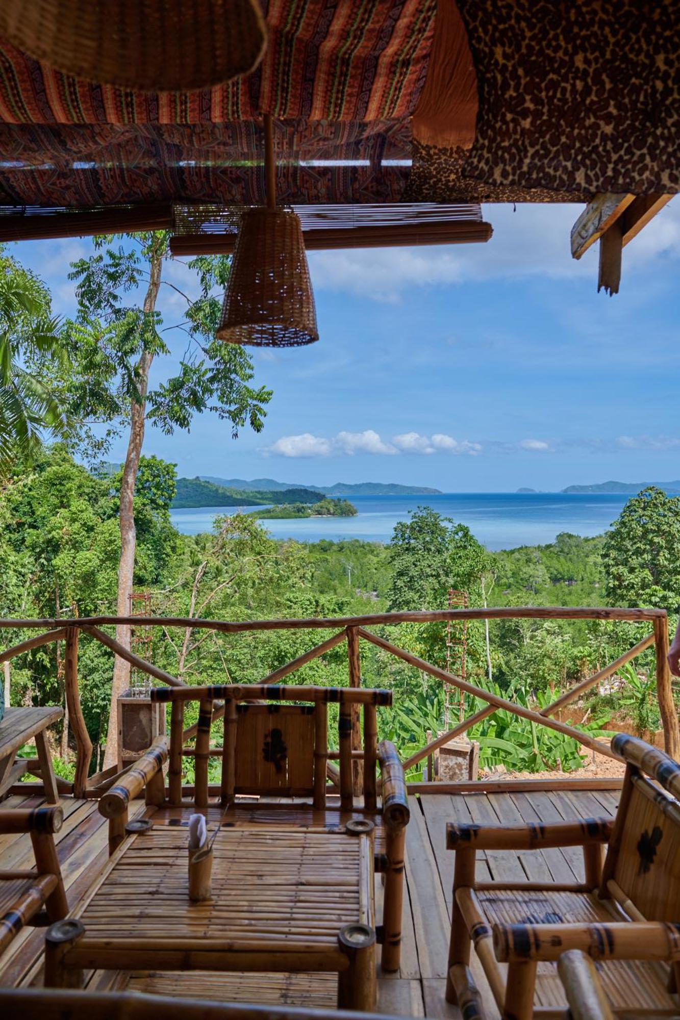 Double Room with Balcony and Sea View - Photo 13