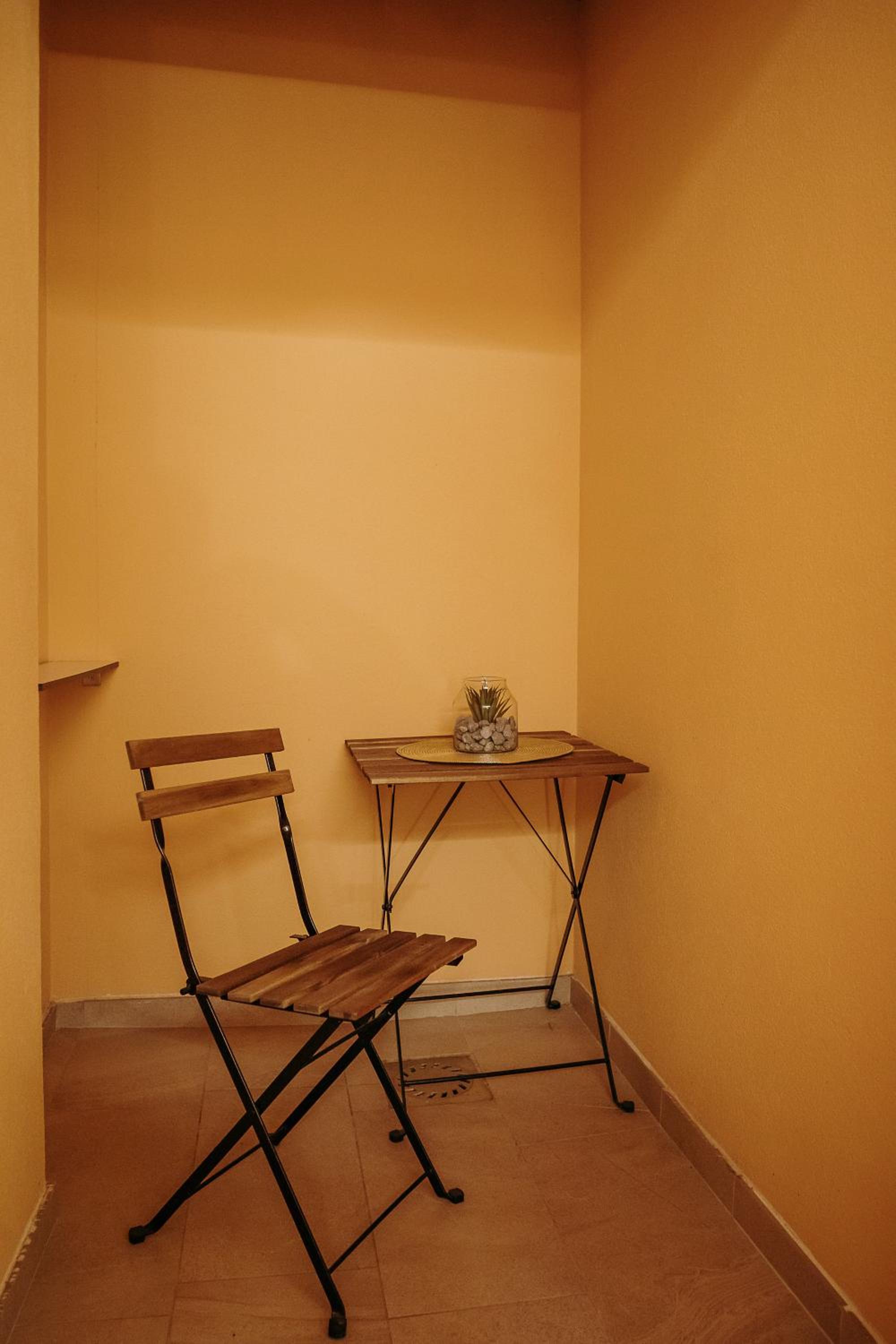 Queen Room - Basement - Photo 12