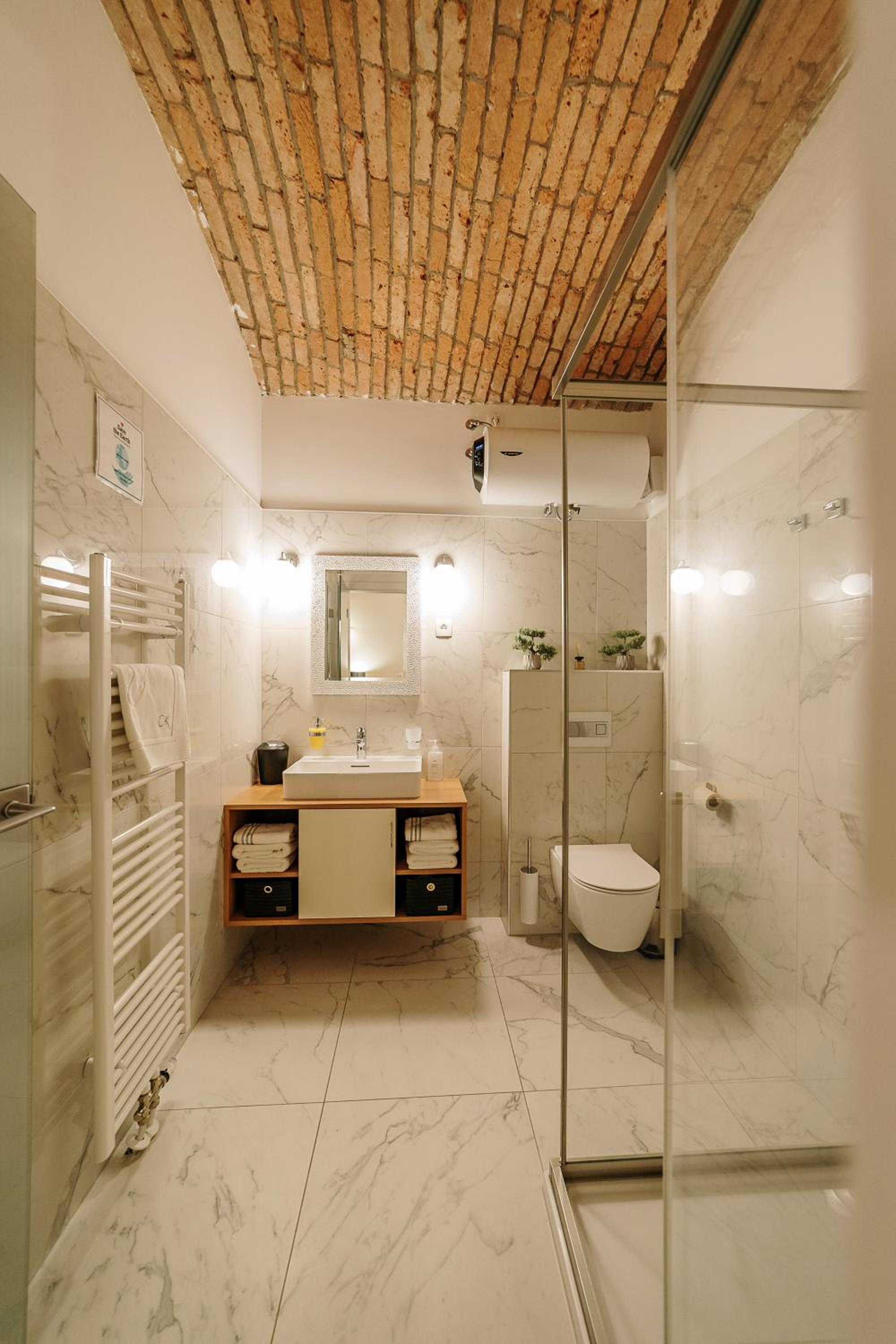 Deluxe Quadruple Room - Basement