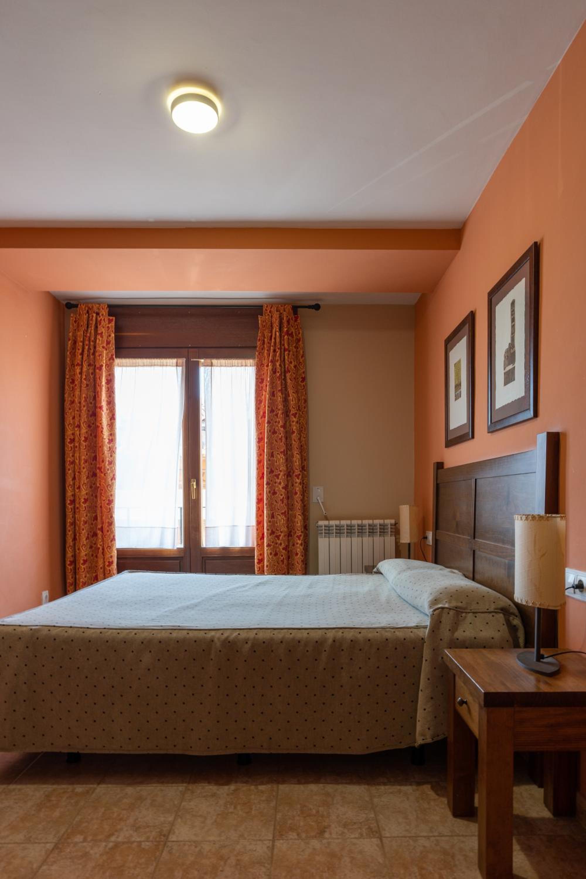 Two-Bedroom Apartment (3 Adults + 2 Children) photo 2
