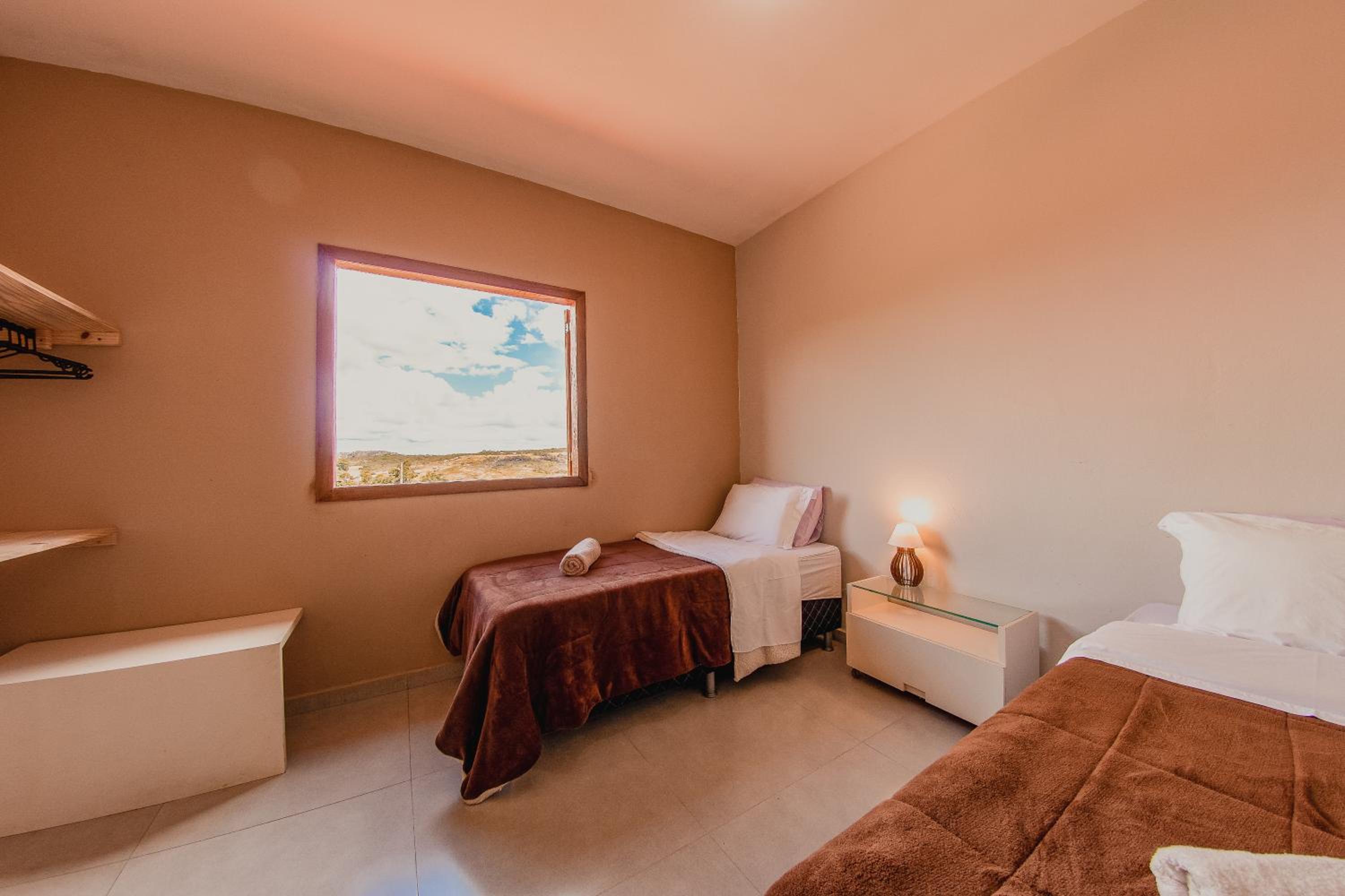 Two-Bedroom House - Photo 11
