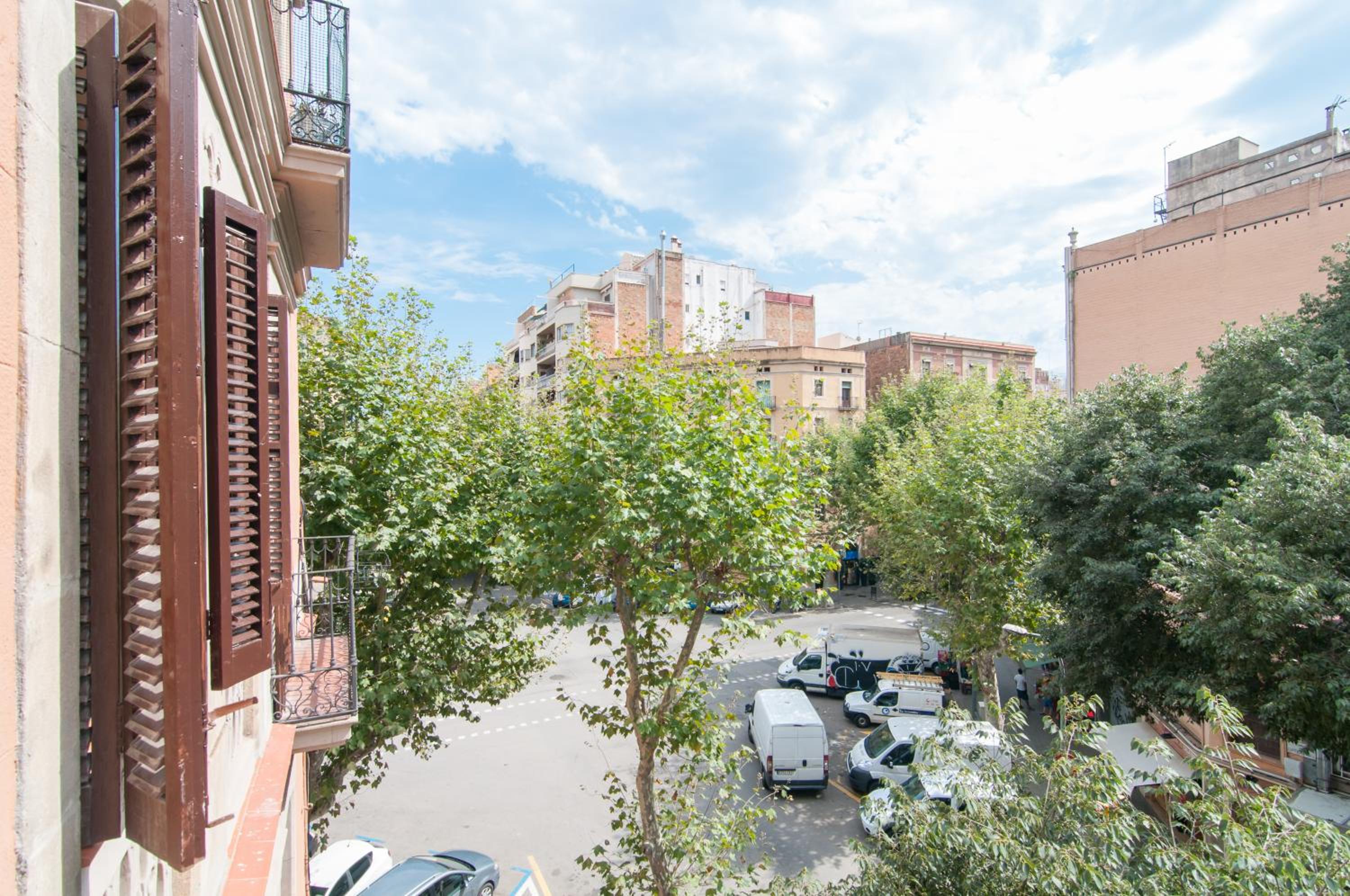 Two-Bedroom Apartment with Terrace photo 2