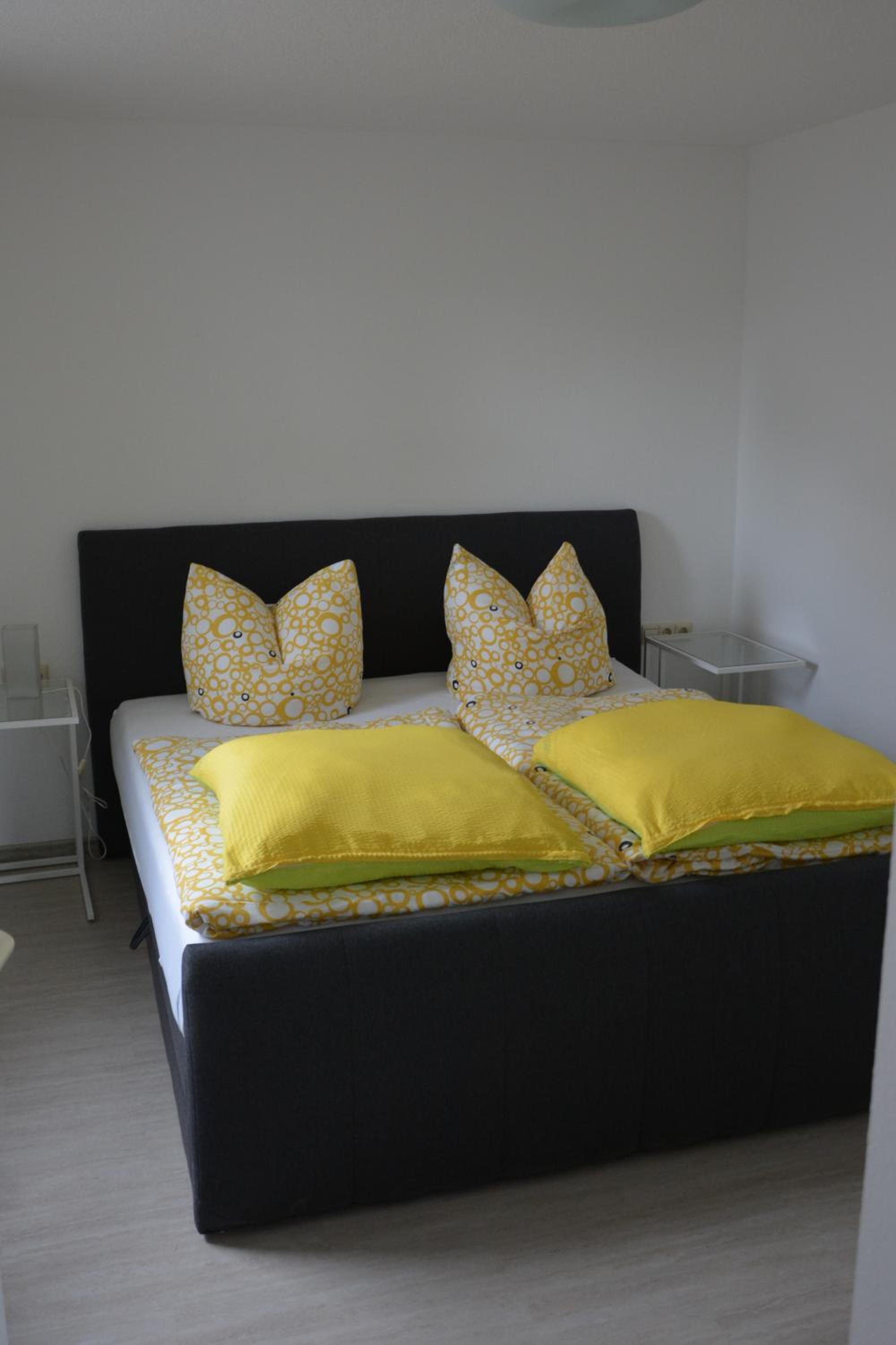 Three-Bedroom Apartment photo 2