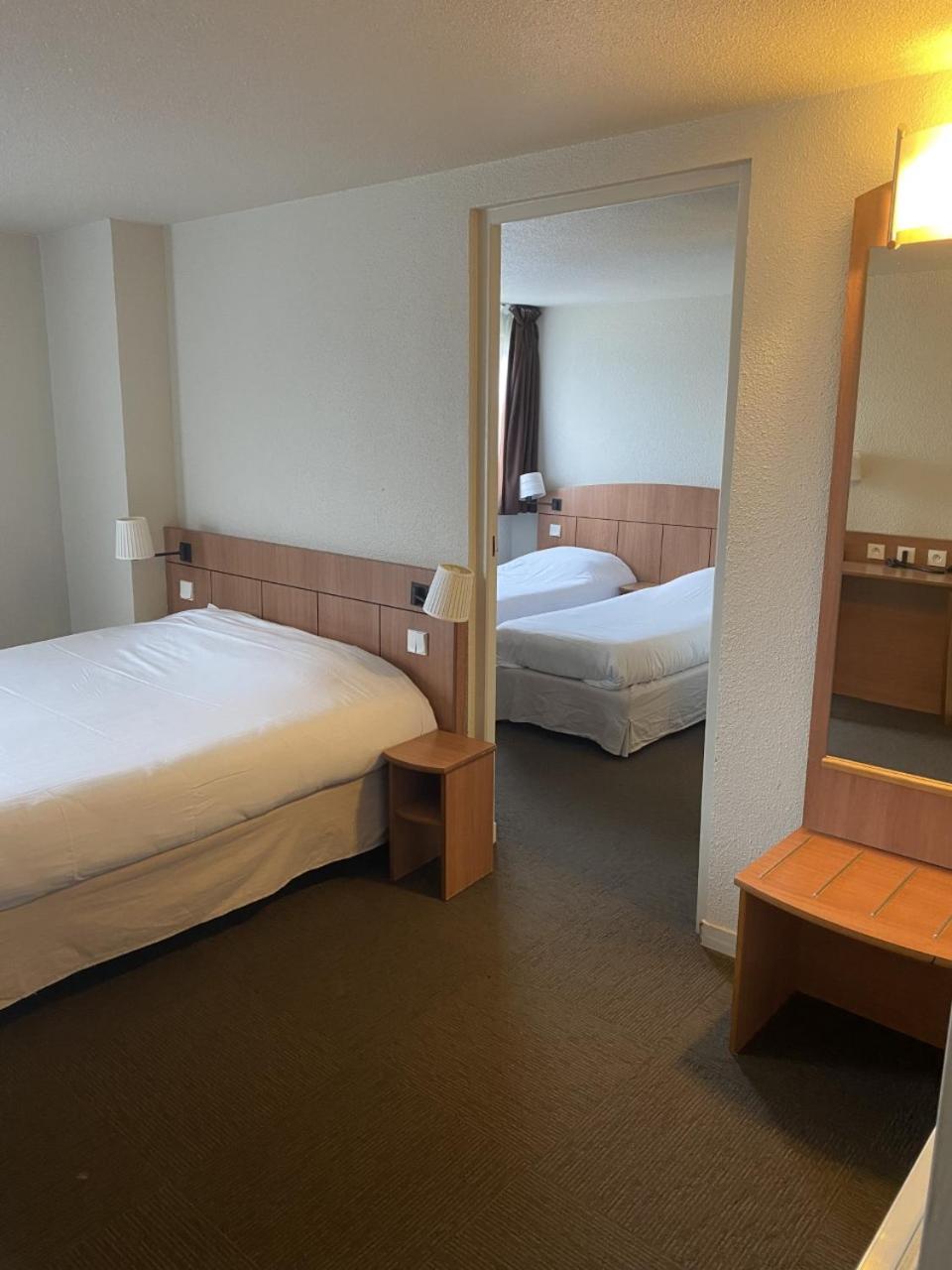 Quadruple Room - Photo 9
