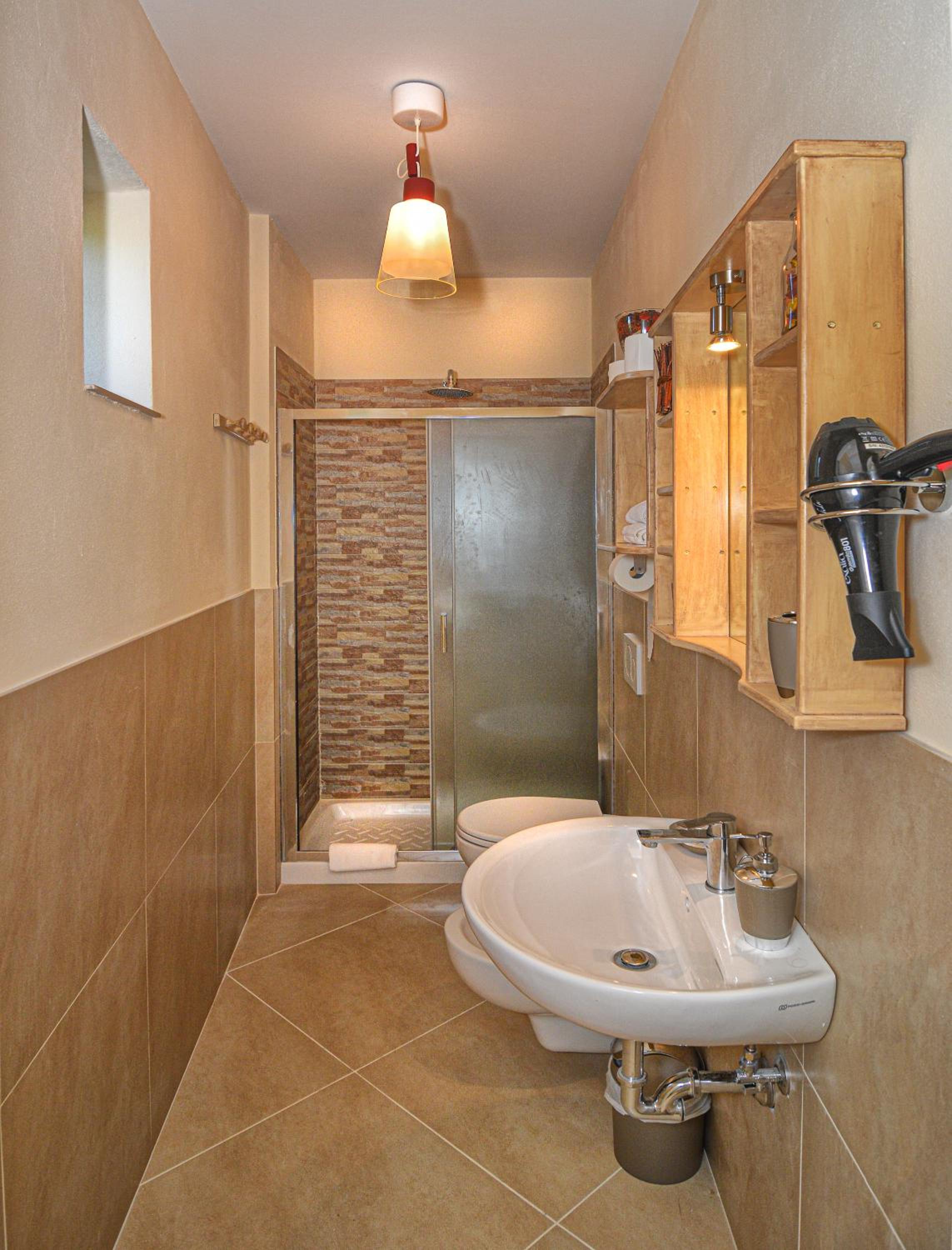 Apartment - Ground Floor photo 2
