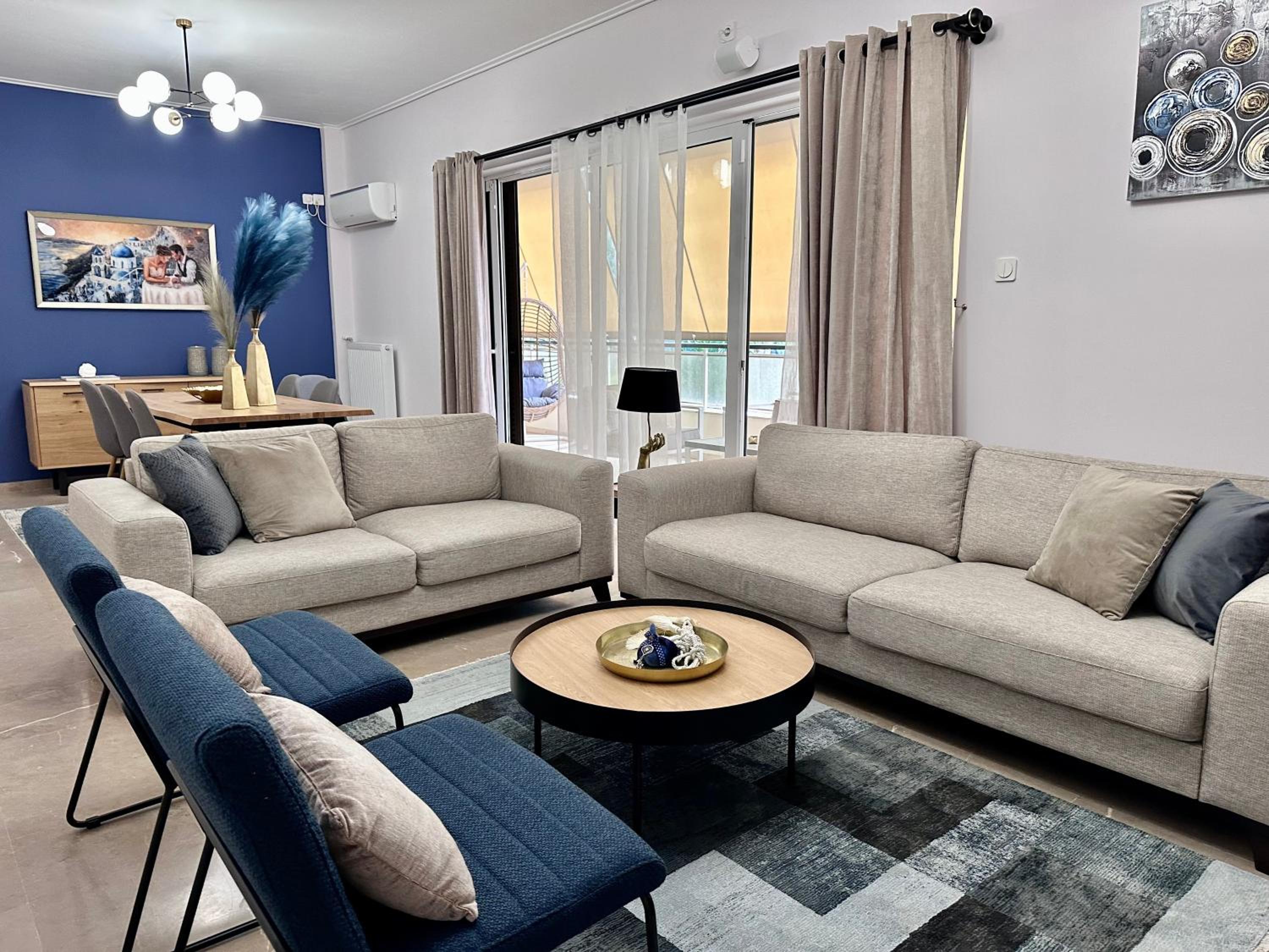 Three-Bedroom Apartment (Sapphire)