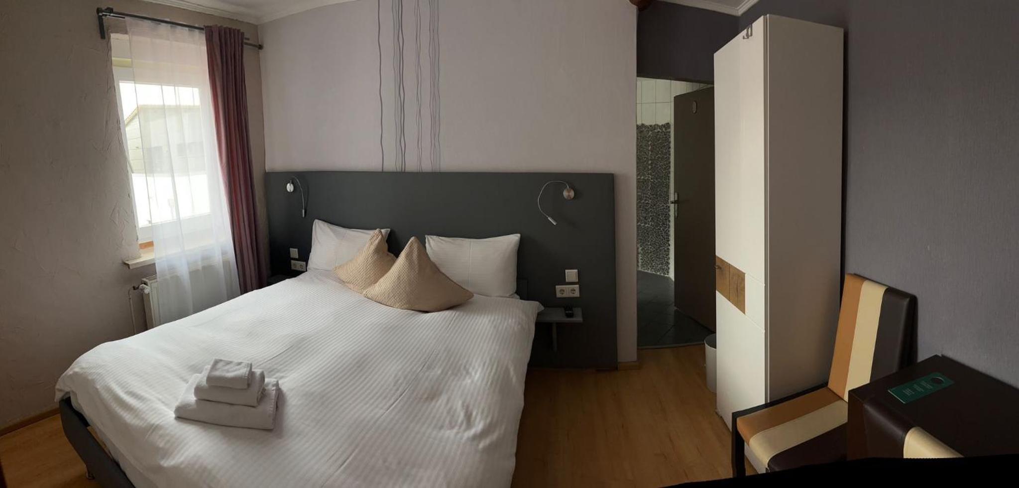 Standard Double Room photo 2