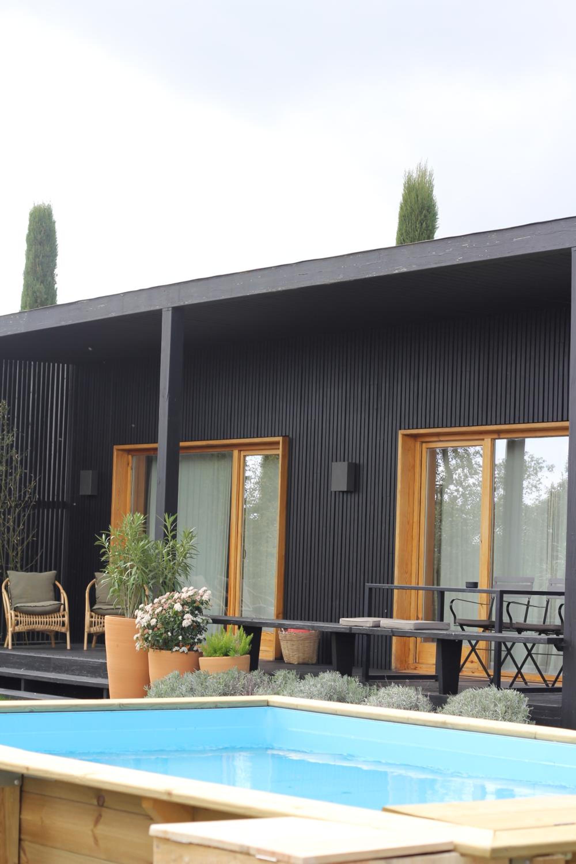 Suite with Private Pool - Photo 8