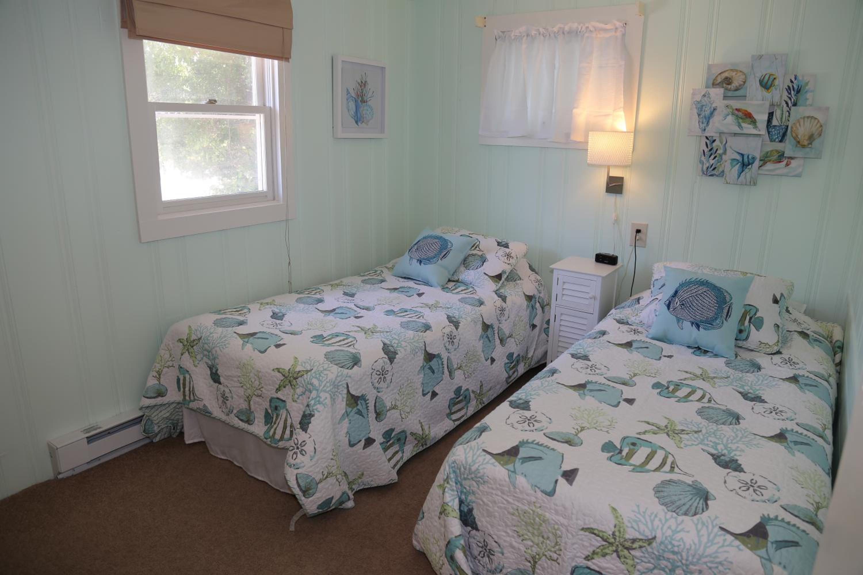 Three-Bedroom House photo 2