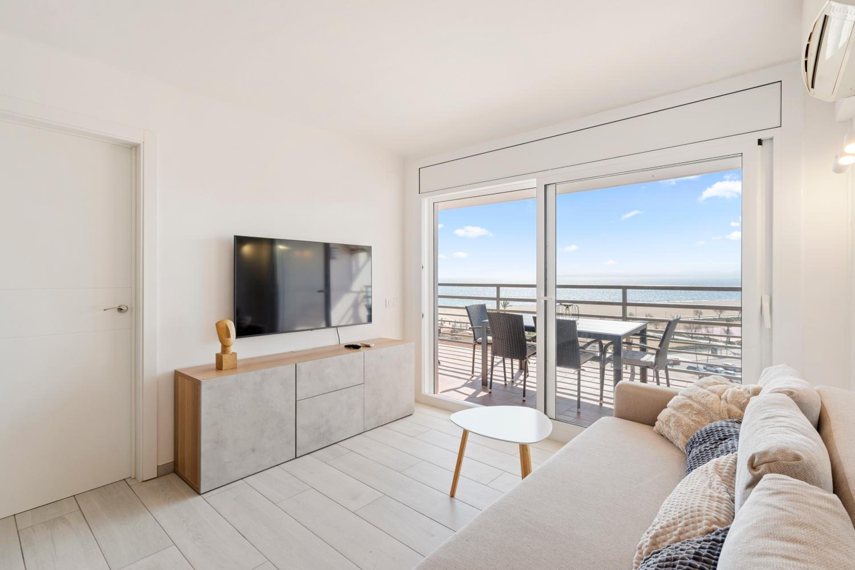 Apartamento con vista al mar