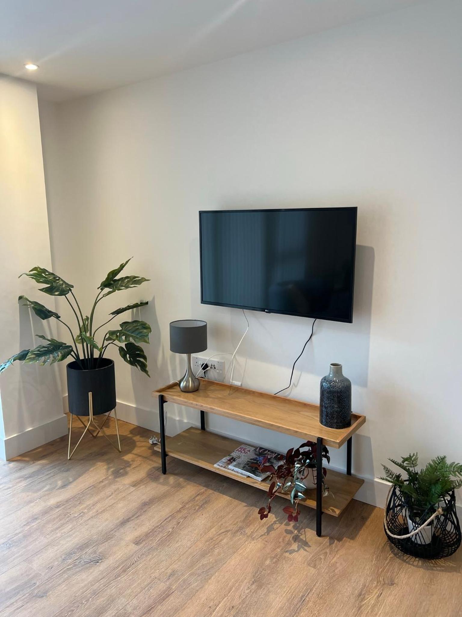 Apartment With Balcony photo 2