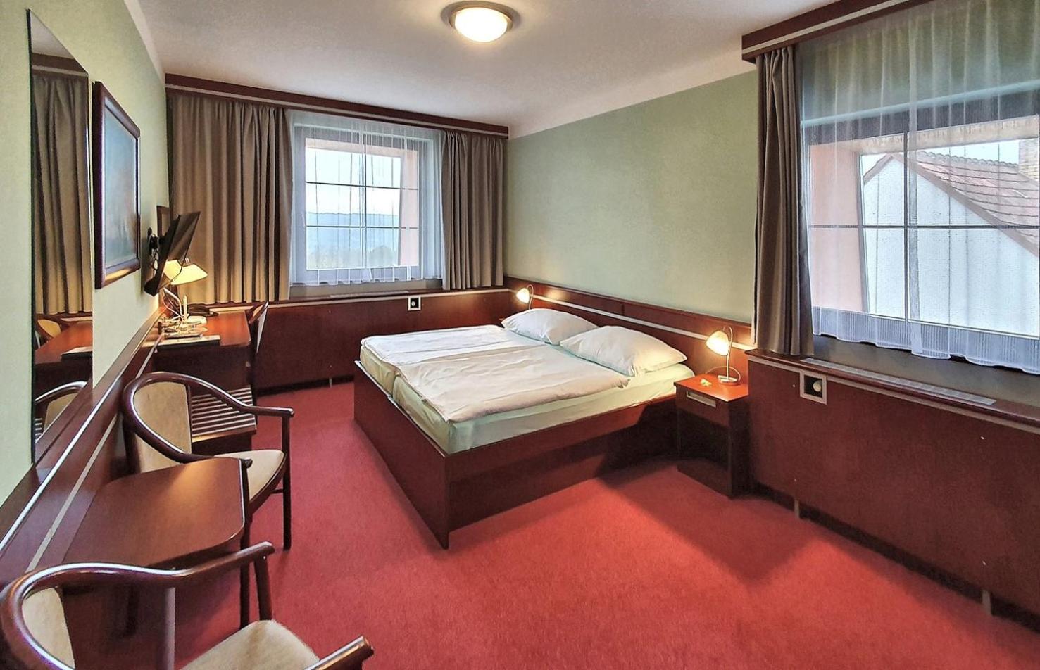 Classic Double Room