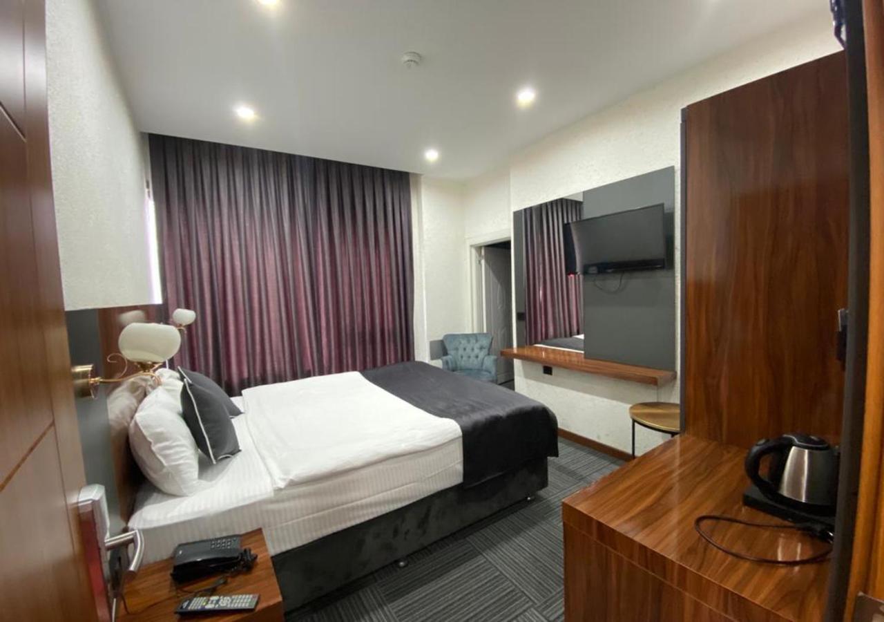 Large Single Room