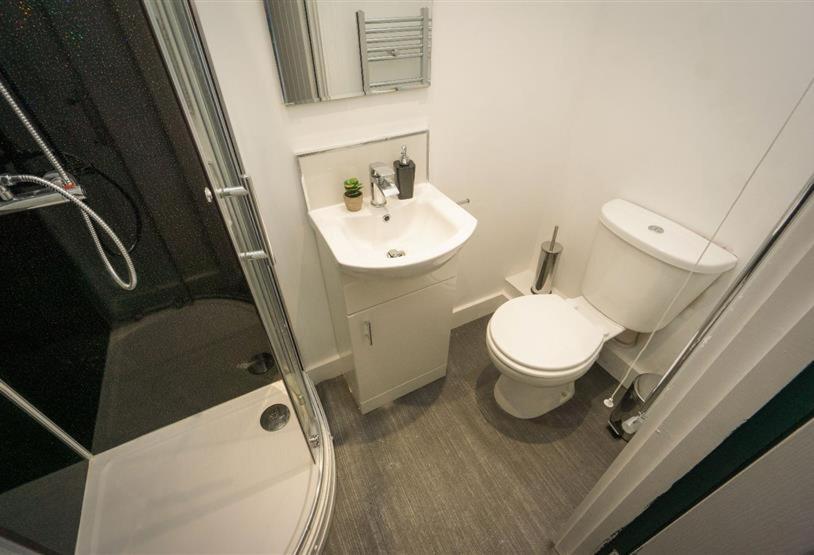 Apartment - Split Level photo 3